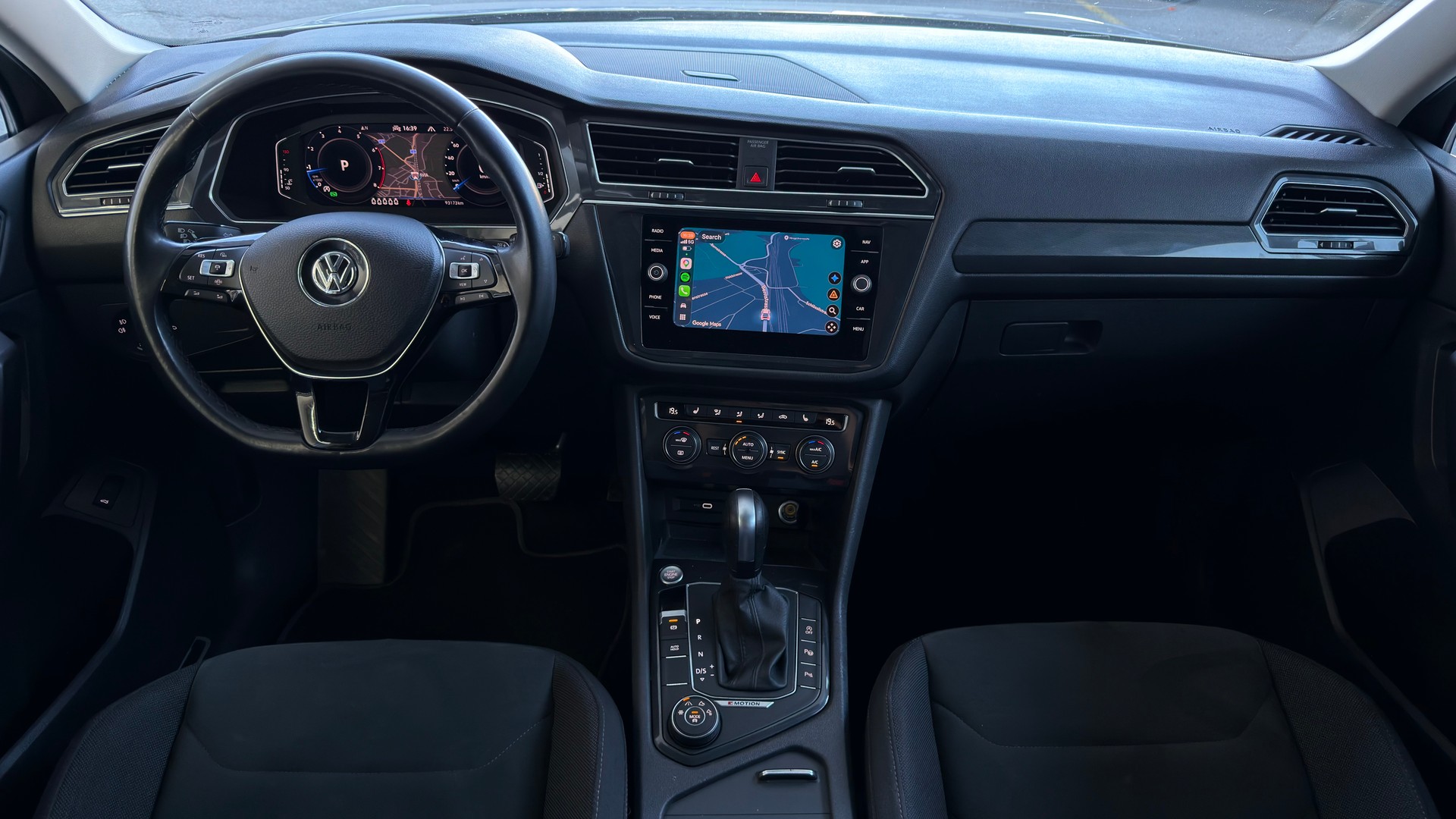 VW Tiguan Allspace 2.0TSI Life 4Motion DSG-image-13