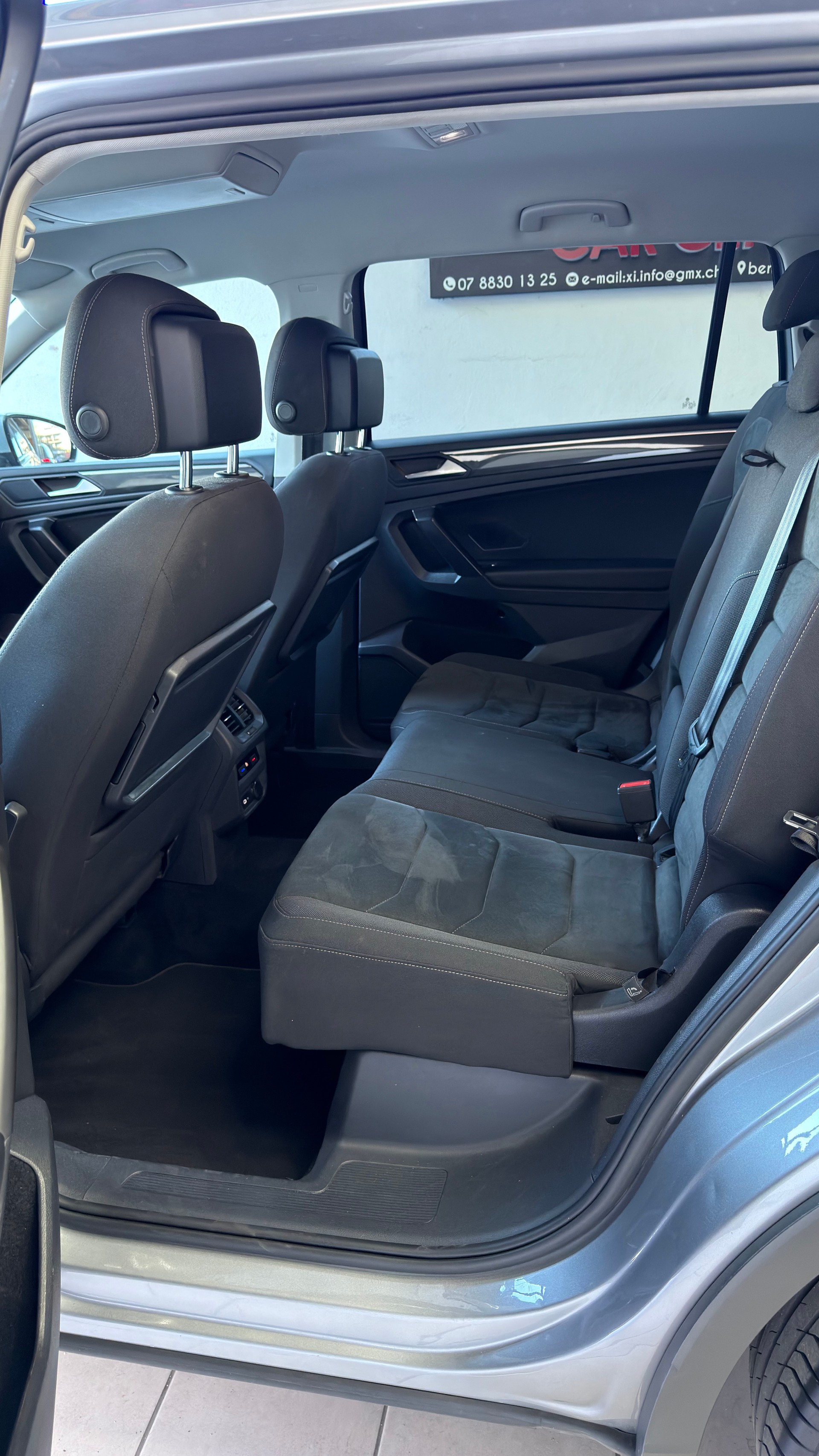 VW Tiguan Allspace 2.0TSI Life 4Motion DSG-image-11
