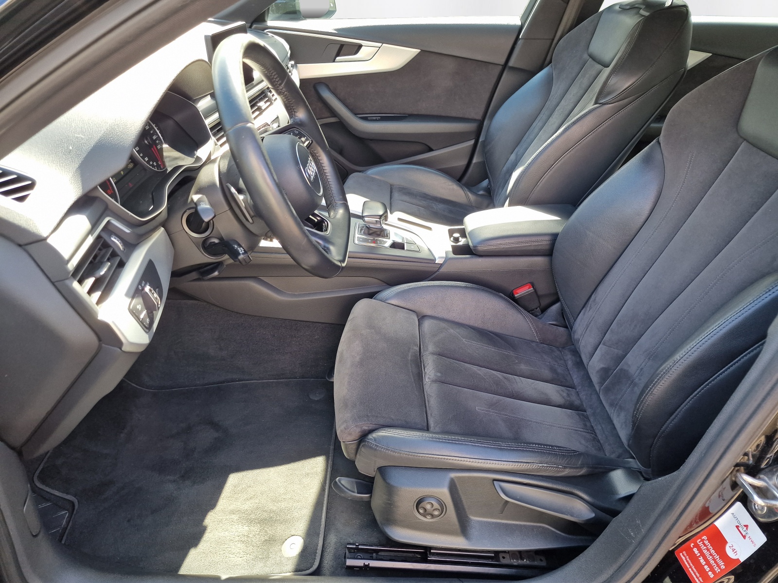 AUDI A4 Avant 2.0 TFSI Sport S-tronic-image-8