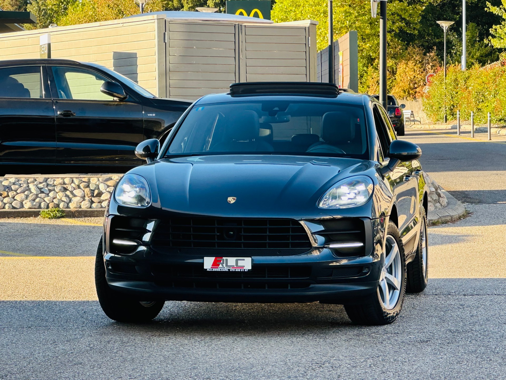 PORSCHE Macan PDK-image-1