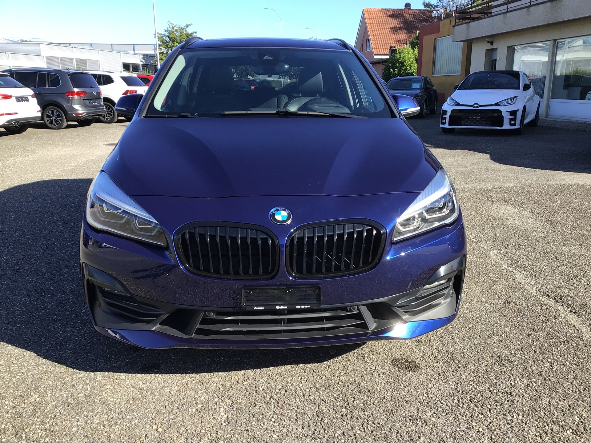 BMW 218d xDrive Active Tourer Steptronic-image-1