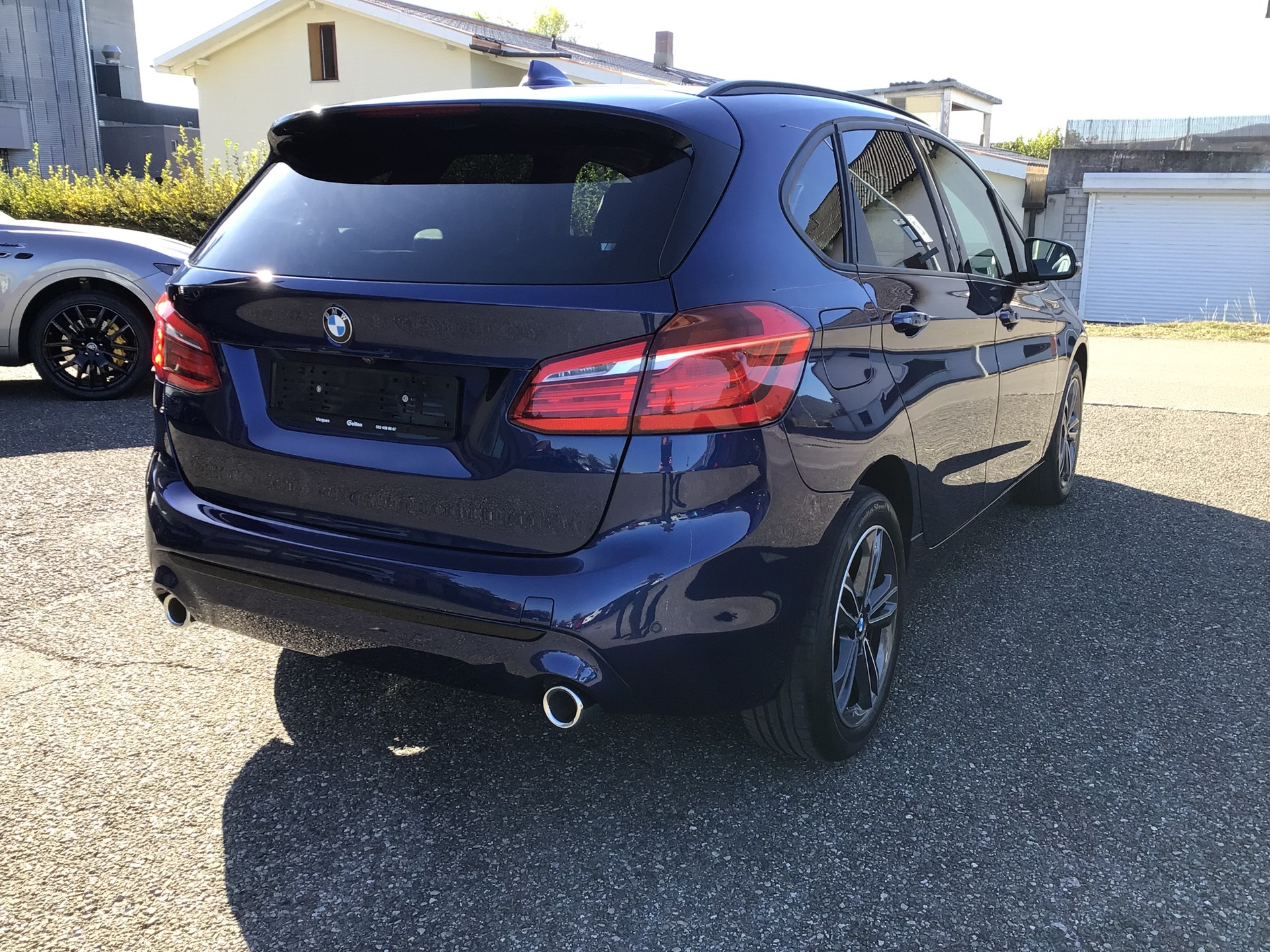 BMW 218d xDrive Active Tourer Steptronic-image-3