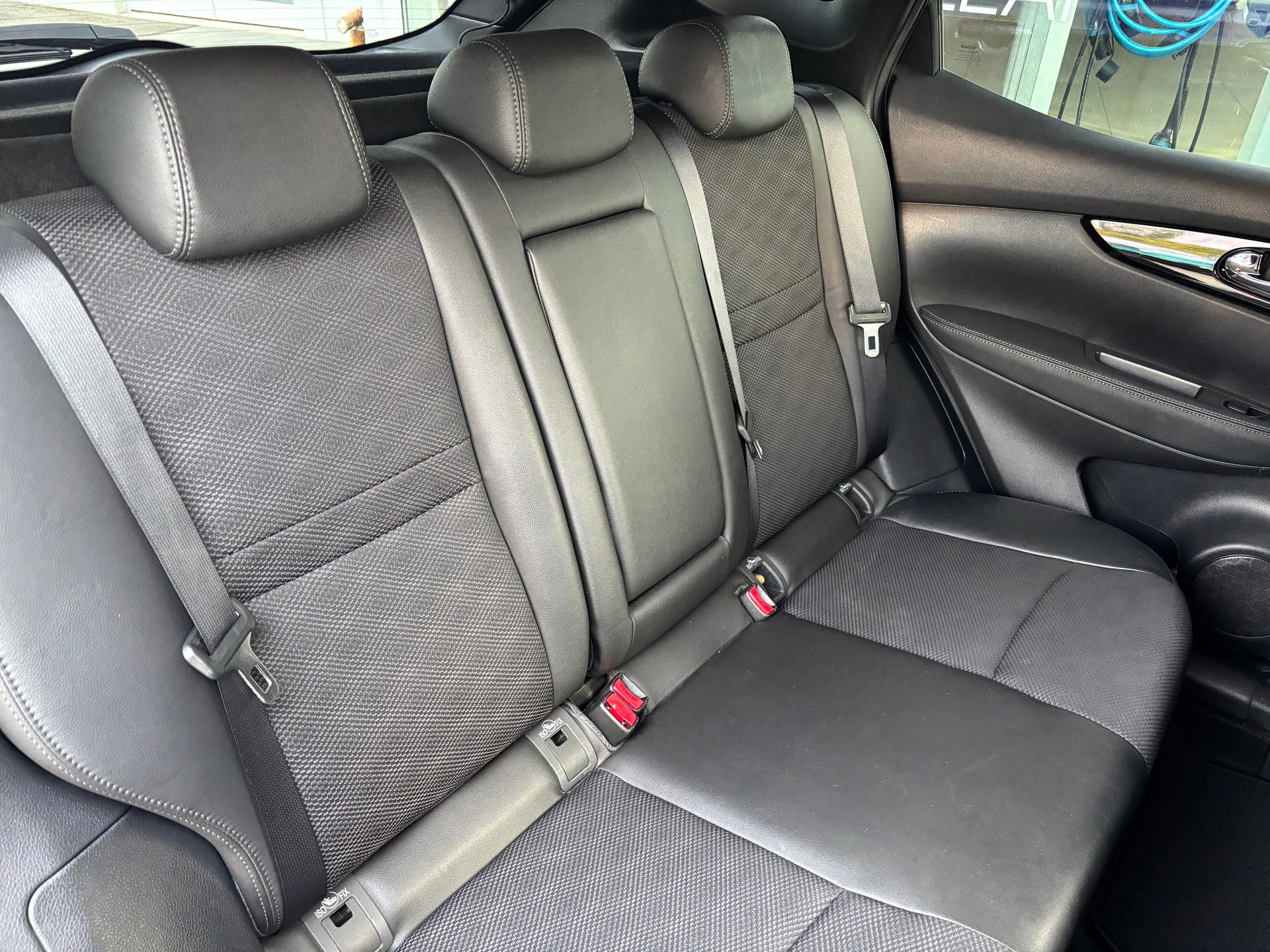 NISSAN Qashqai 1.6 dCi tekna-image-6