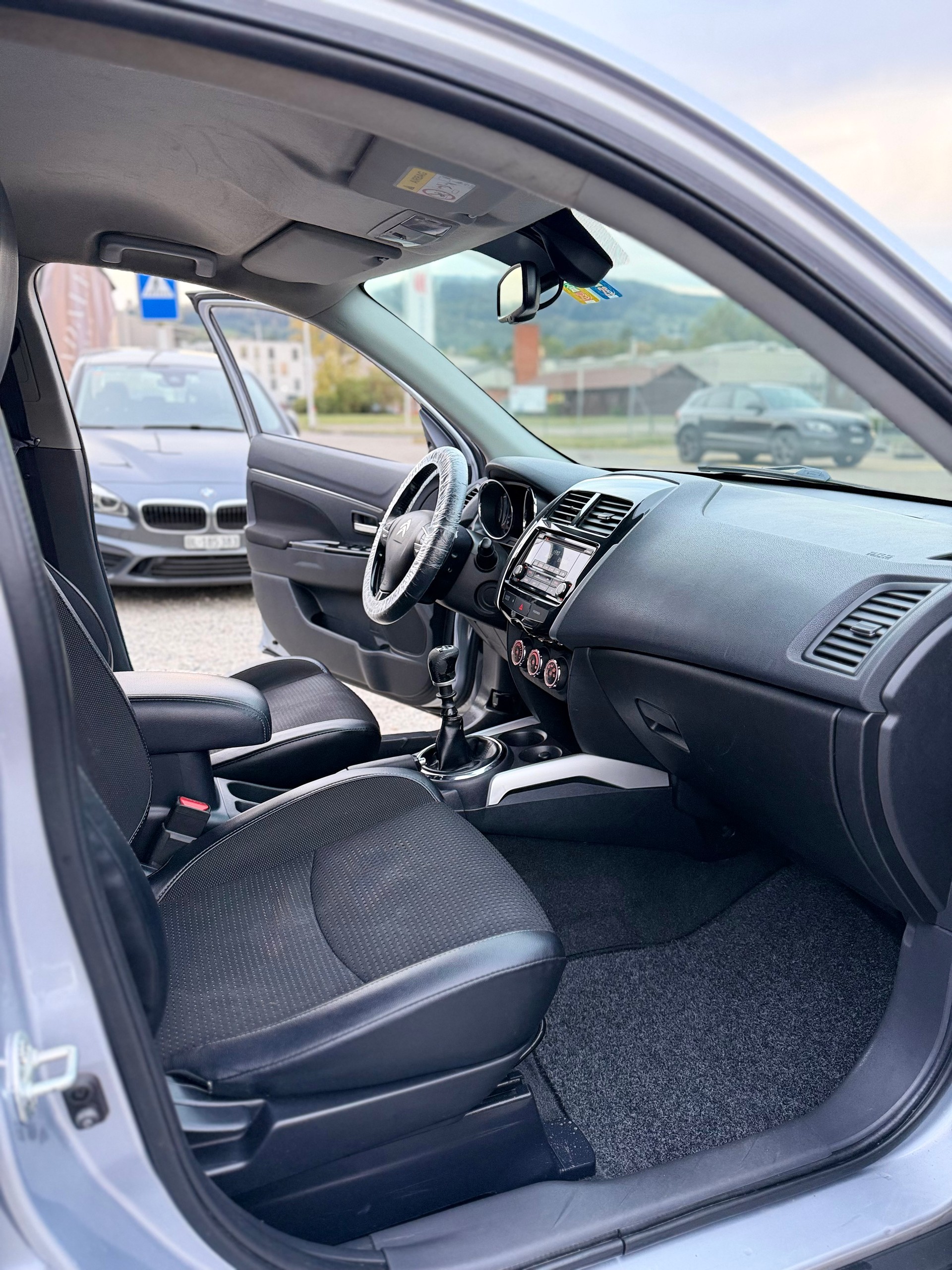CITROEN C4 Aircross 1.6 HDi Collection 2WD*Ab MFK**6-Gang**8Fach-Bereift**Parksensoren**-image-12