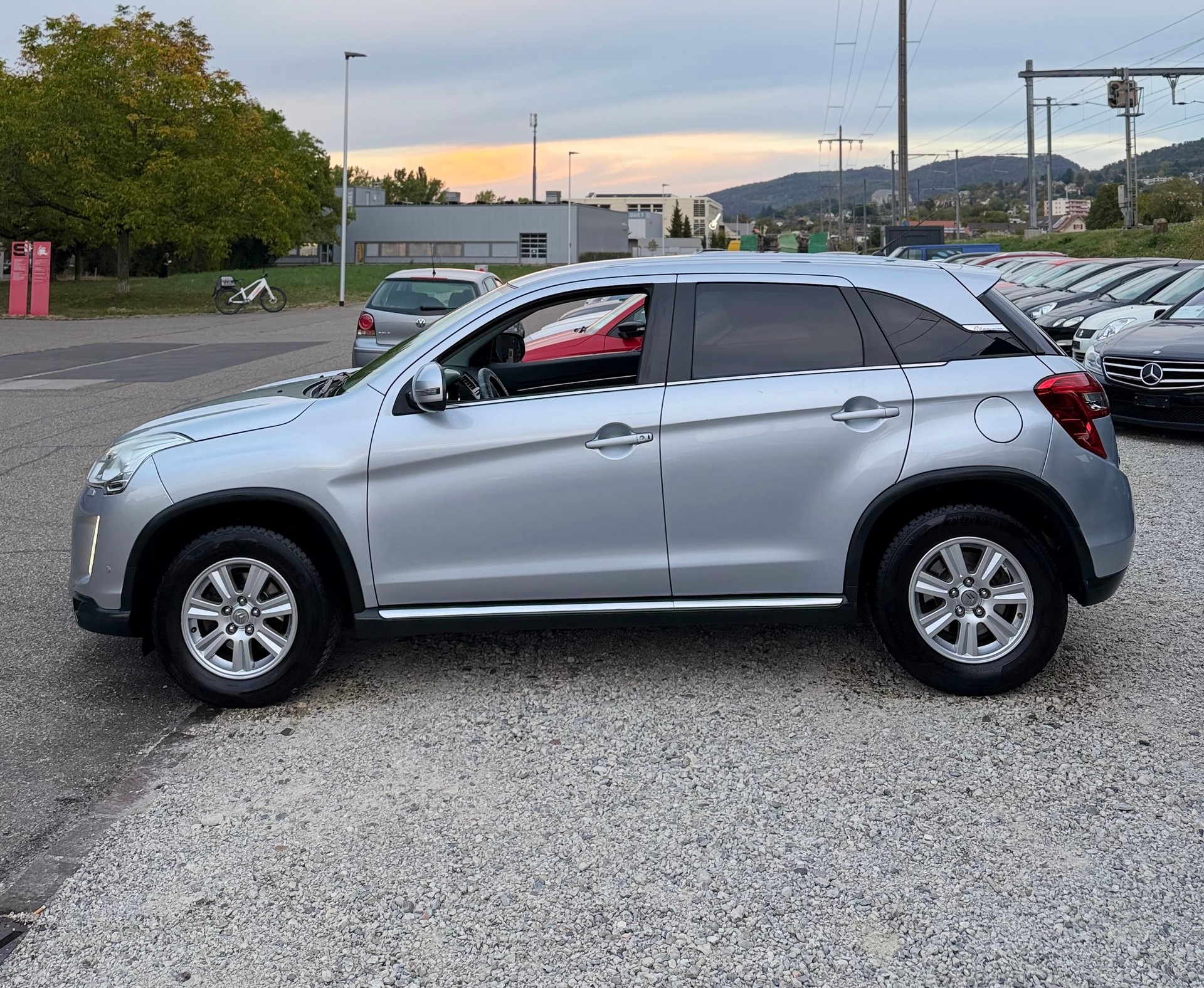 CITROEN C4 Aircross 1.6 HDi Collection 2WD*Ab MFK**6-Gang**8Fach-Bereift**Parksensoren**-image-8