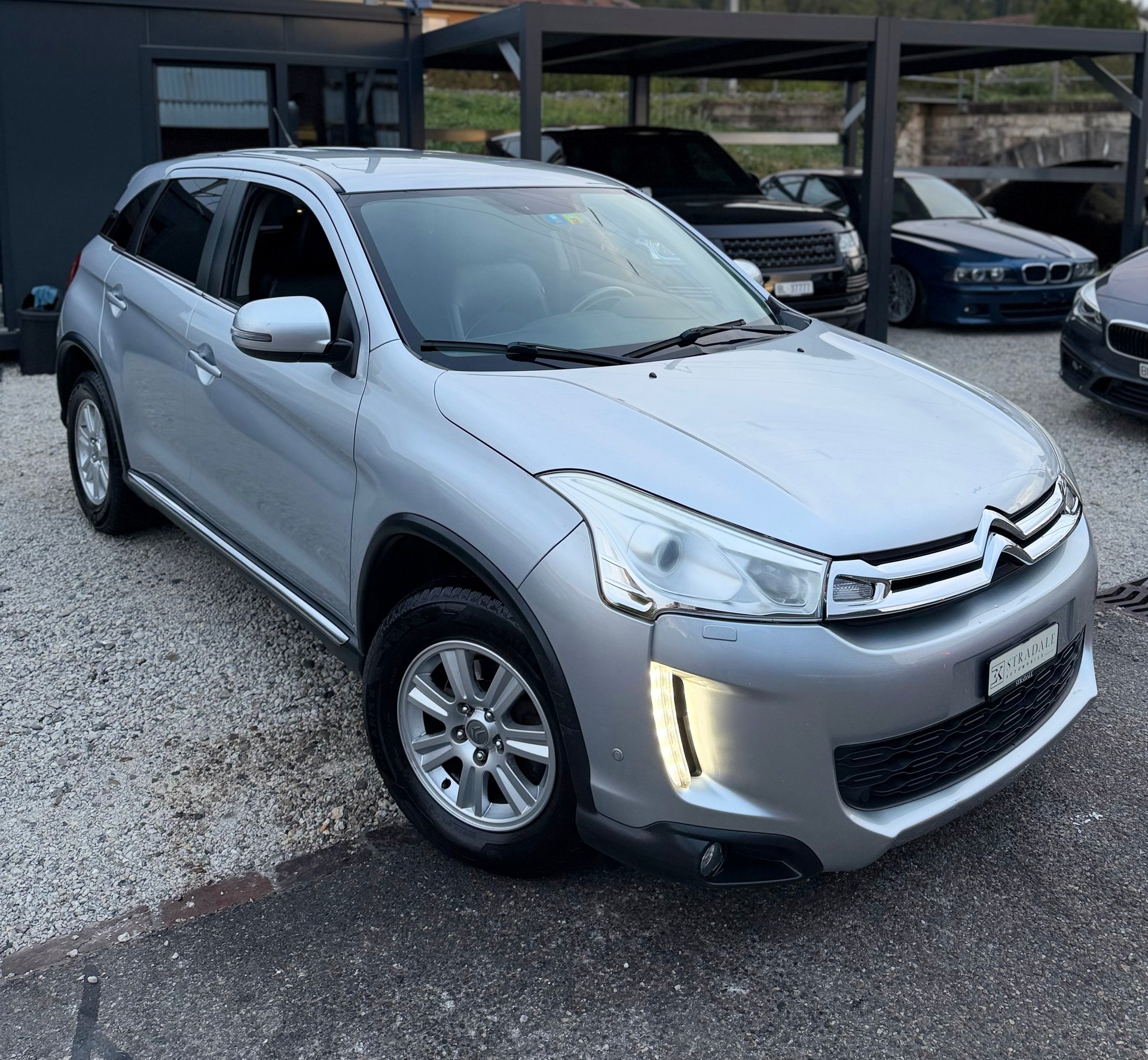 CITROEN C4 Aircross 1.6 HDi Collection 2WD*Ab MFK**6-Gang**8Fach-Bereift**Parksensoren**-image-1