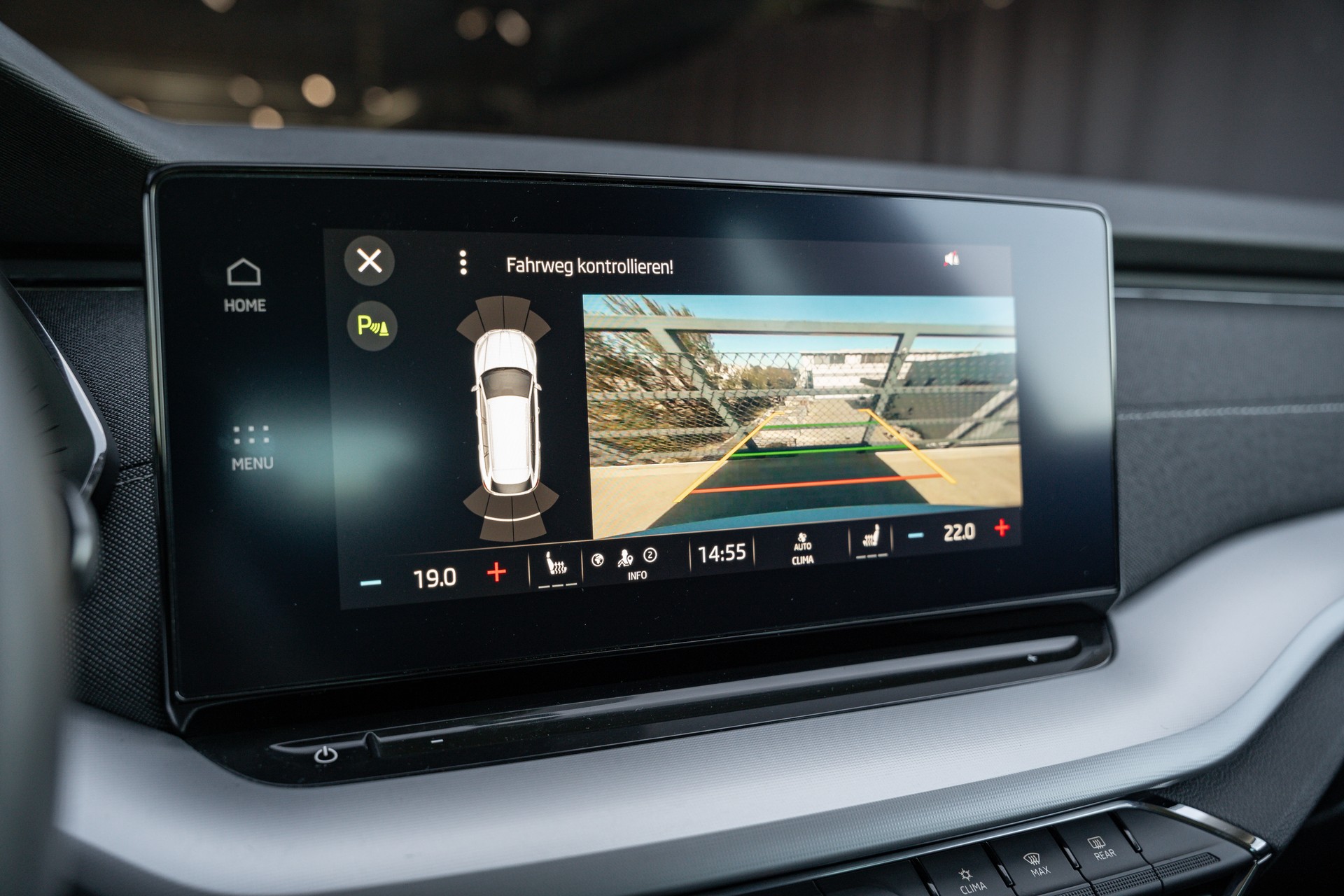 SKODA Octavia Combi 1.5 TSI ACT EVO Ambition-image-18
