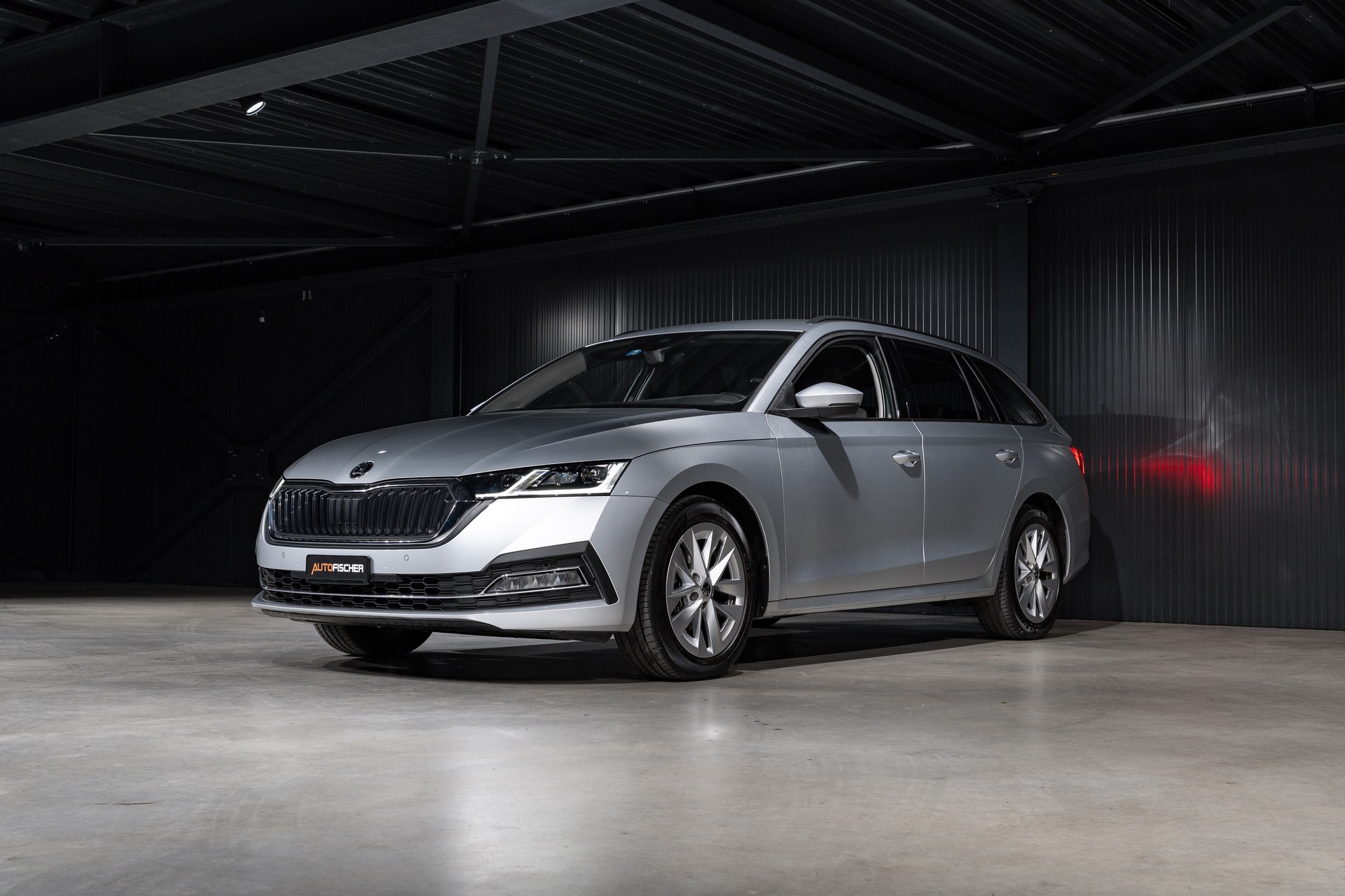 SKODA Octavia Combi 1.5 TSI ACT EVO Ambition-image-4