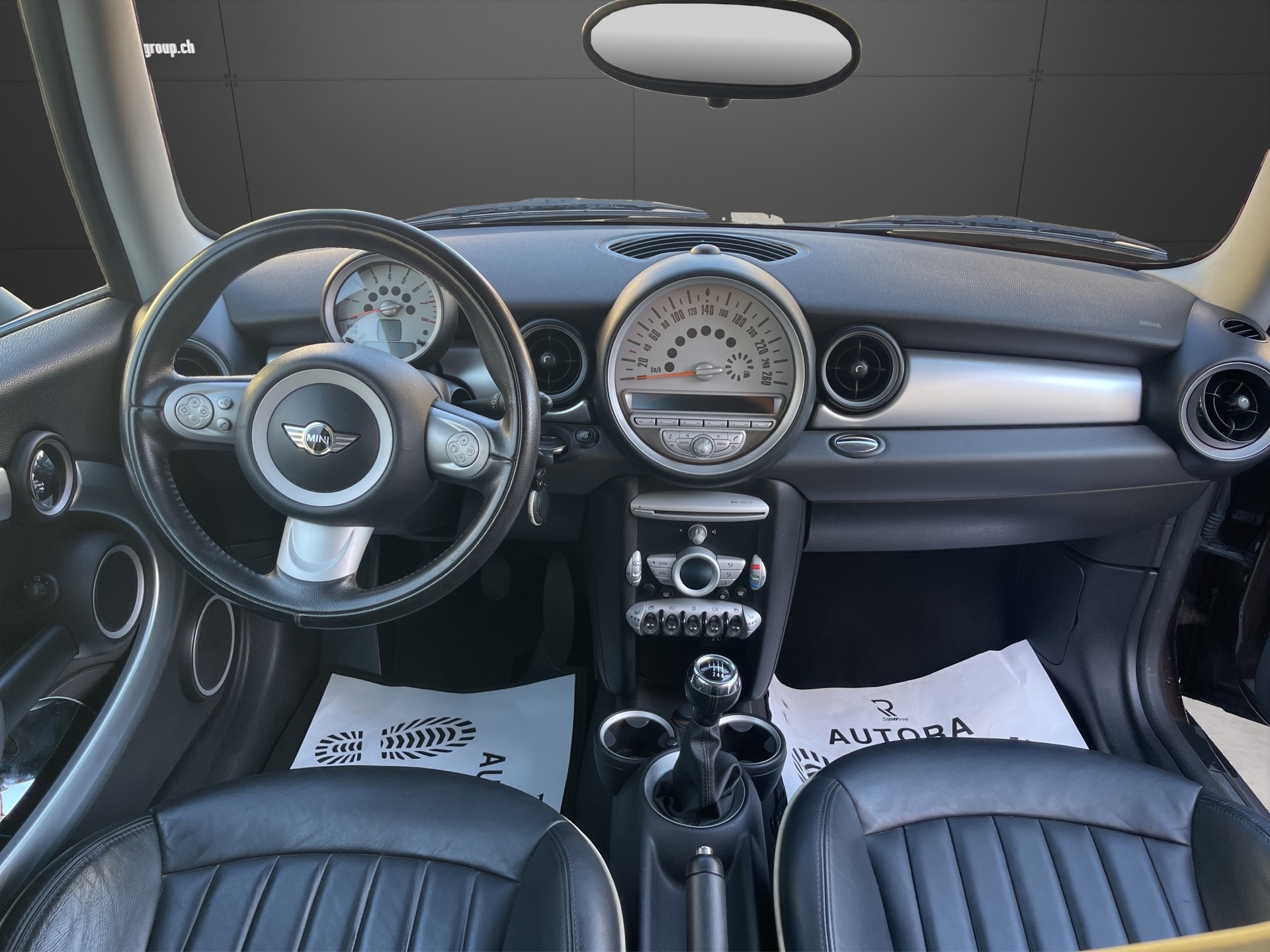 MINI Clubman Cooper-image-9