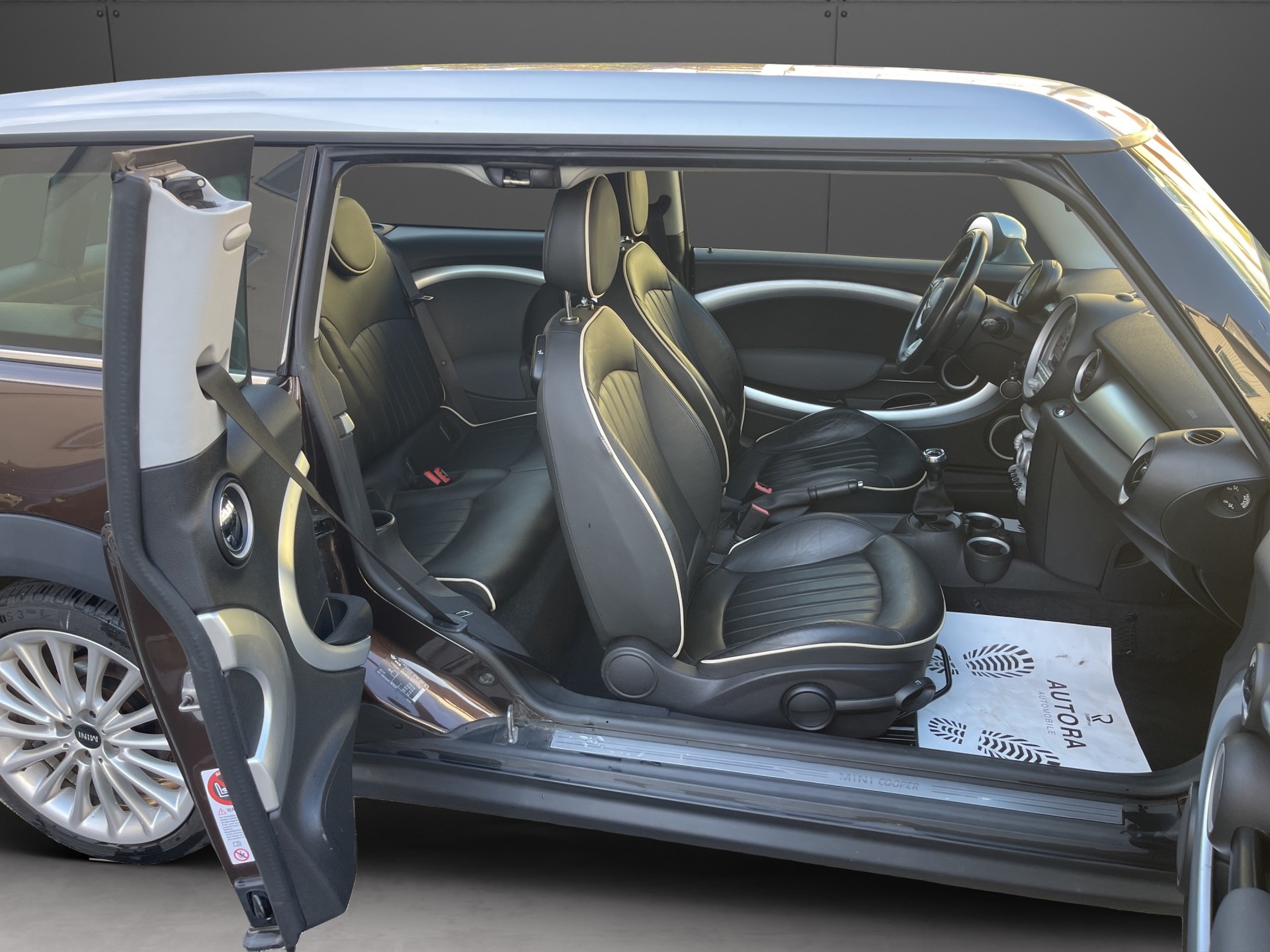 MINI Clubman Cooper-image-13