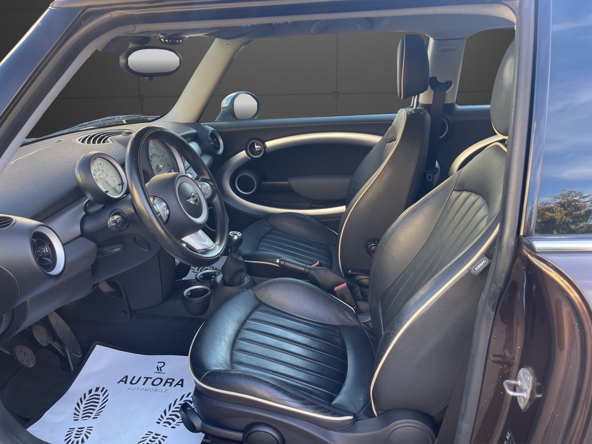 MINI Clubman Cooper-image-8