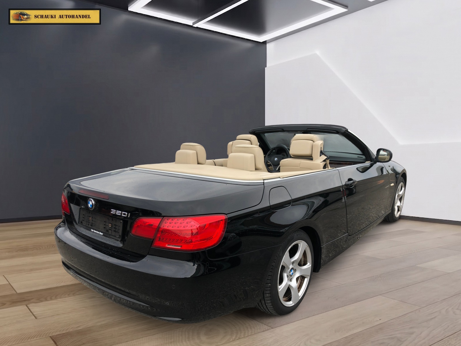 BMW 320i Cabriolet-image-7