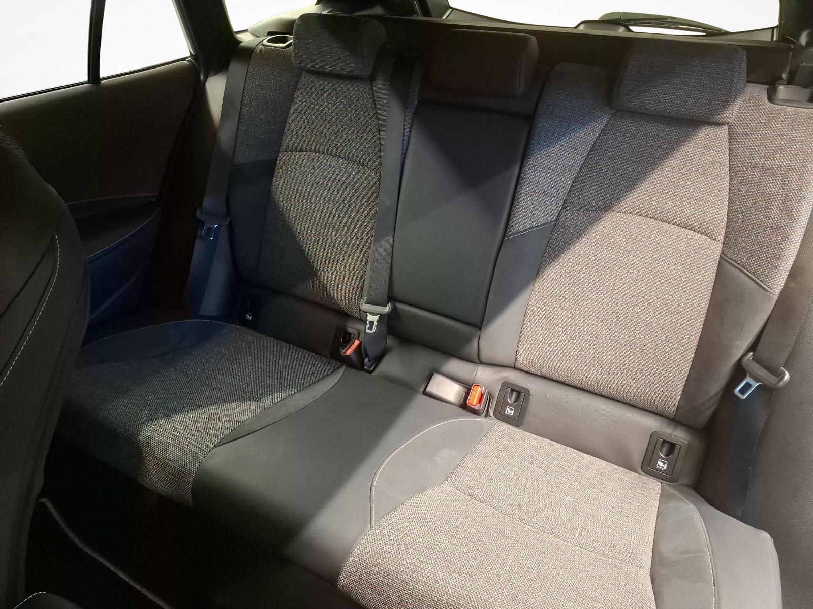 TOYOTA Corolla Touring Sports 1.8 HSD Trend-image-10