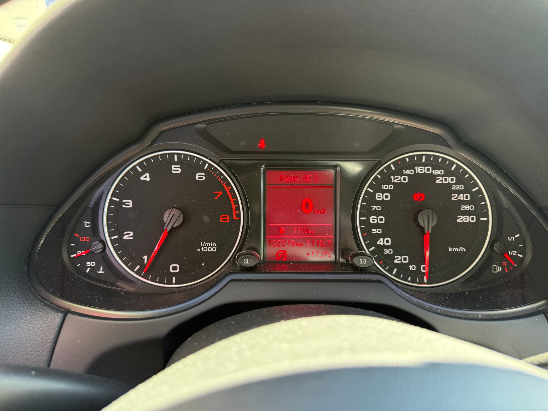 AUDI Q5 2.0 TFSI quattro-image-4
