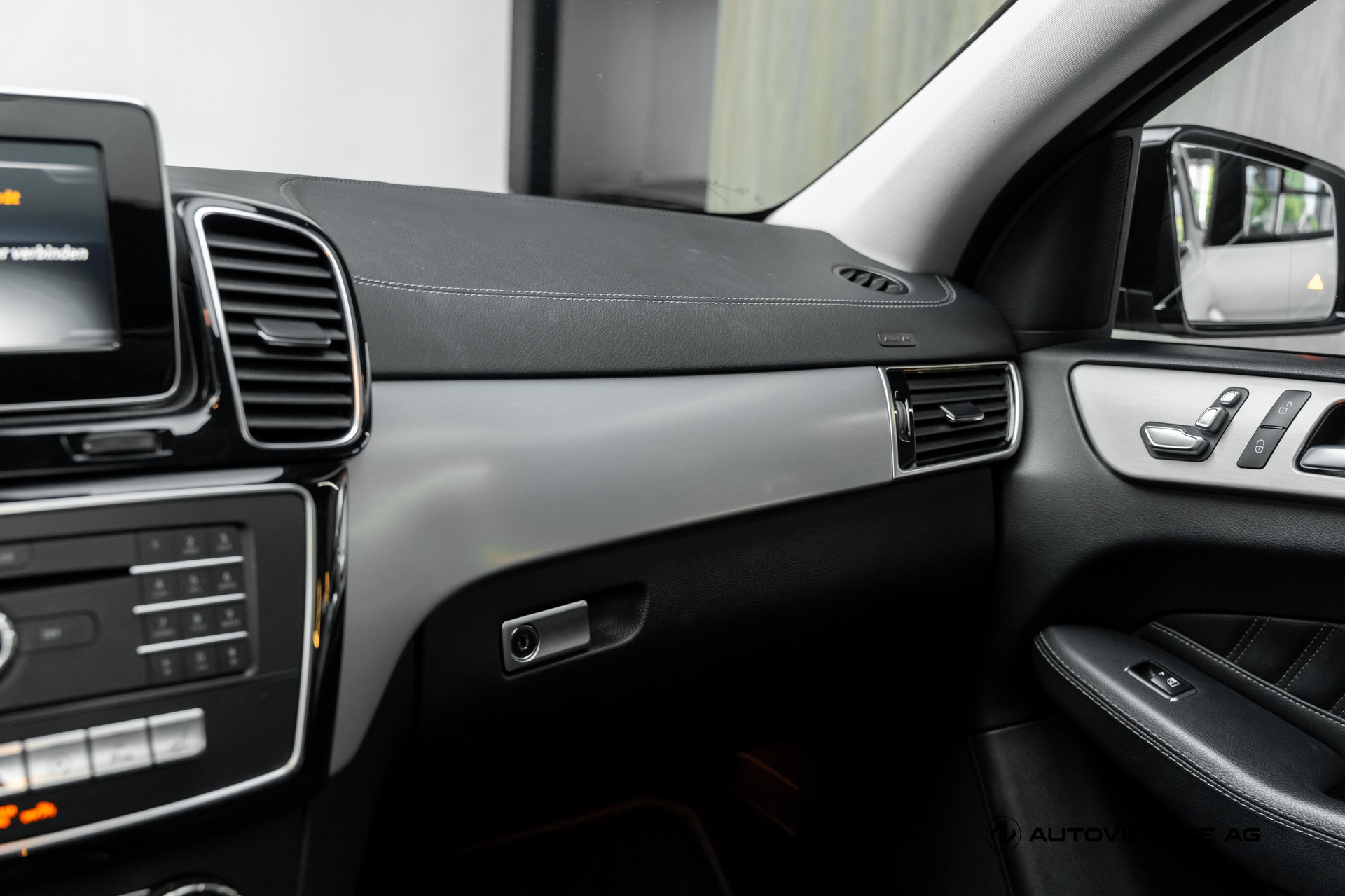 MERCEDES-BENZ GLE Coupé 400 4Matic 9G-Tronic-image-15