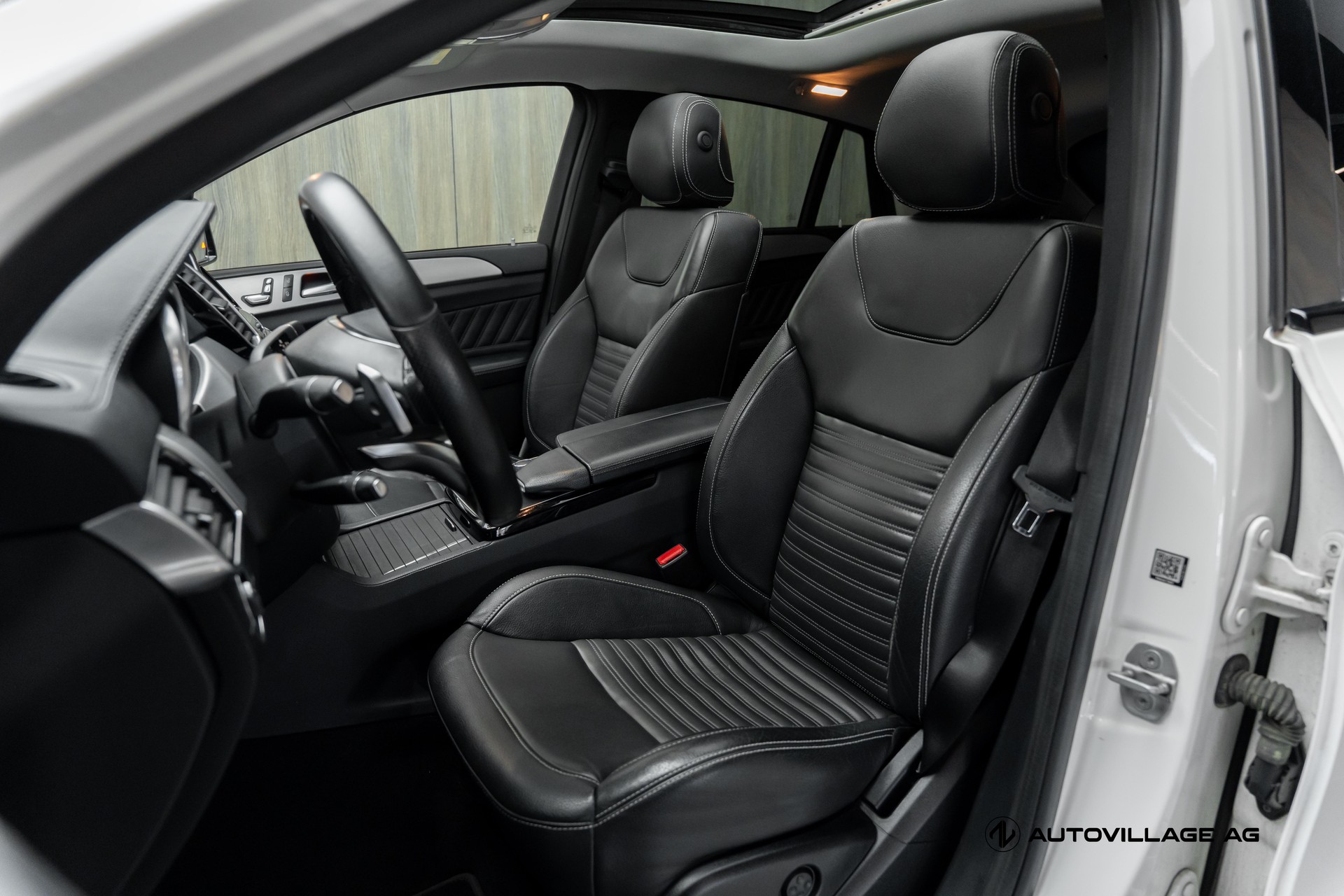 MERCEDES-BENZ GLE Coupé 400 4Matic 9G-Tronic-image-5