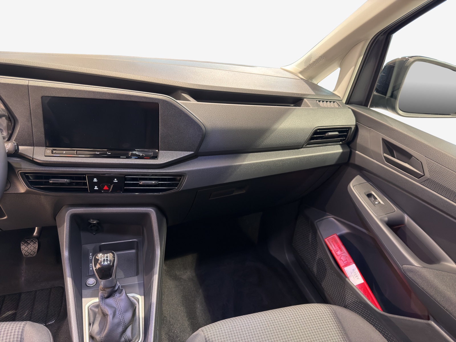 VW Caddy 2.0 TDI Liberty 4Motion-image-10