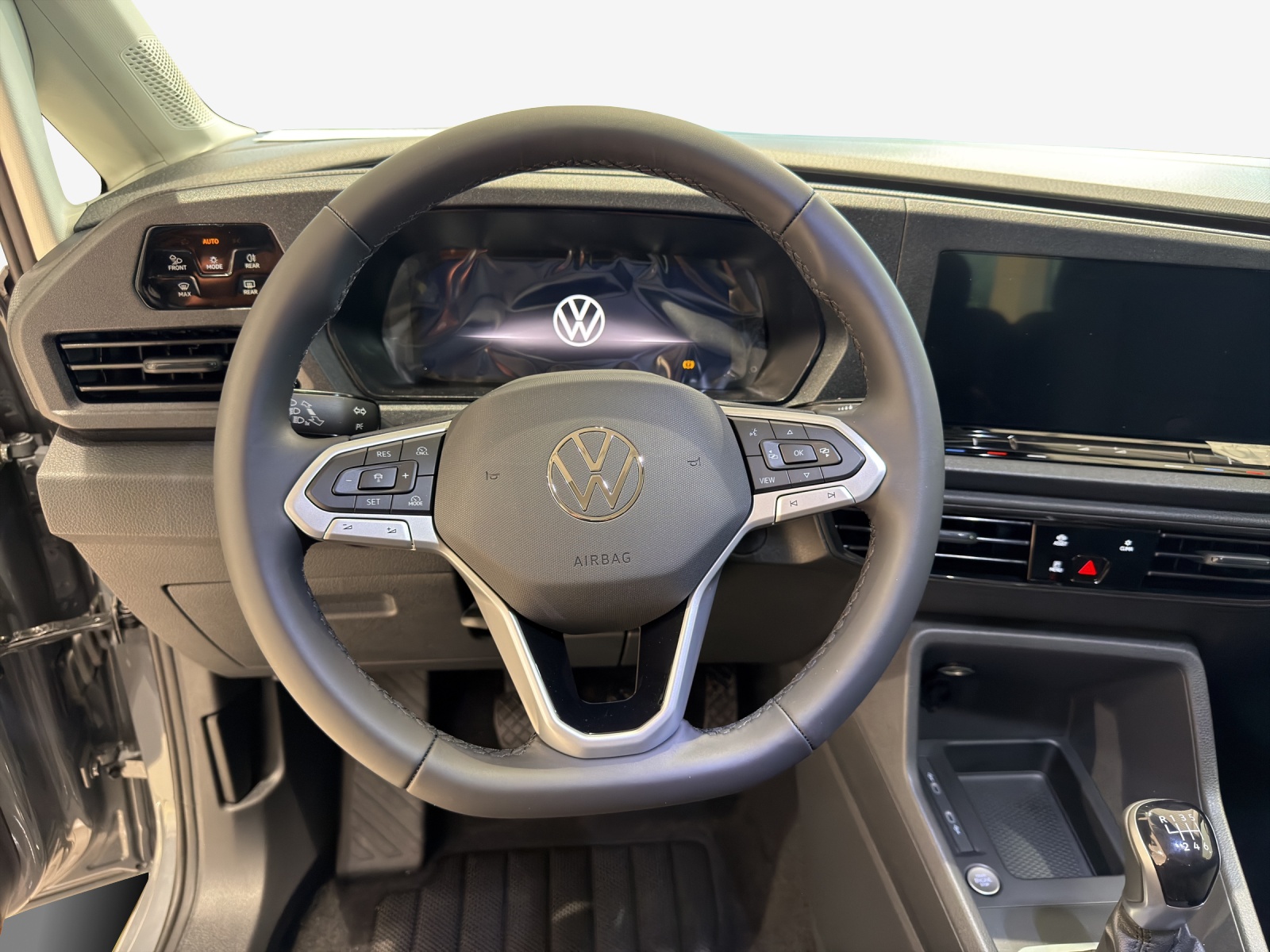 VW Caddy 2.0 TDI Liberty 4Motion-image-9