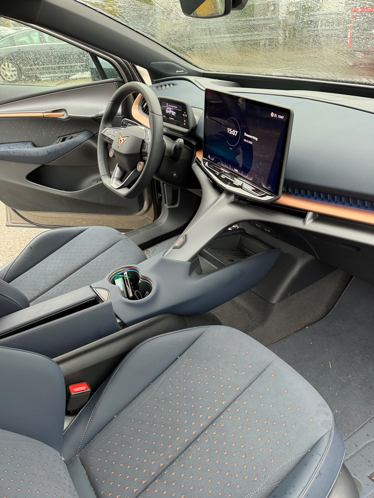 CUPRA Tavascan Type 9 77 kWh Adrenaline-image-8