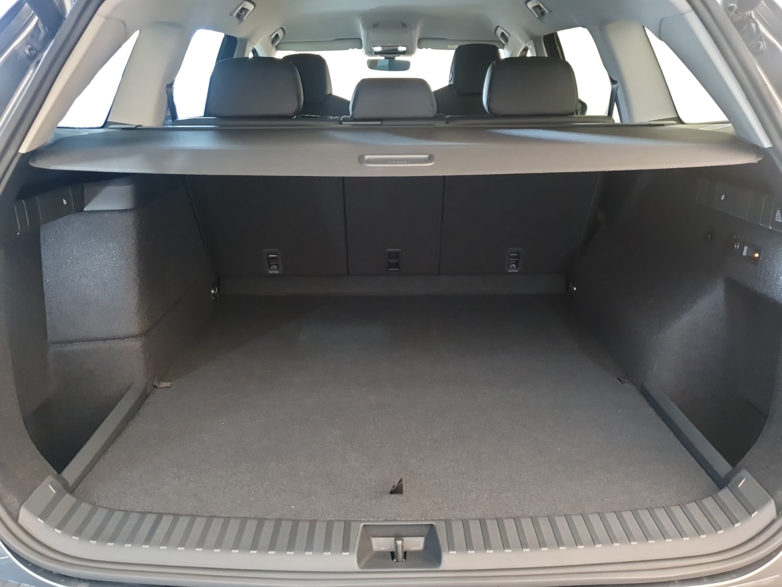 SKODA Kodiaq 1.5 TSI PHEV Dynamic-image-12