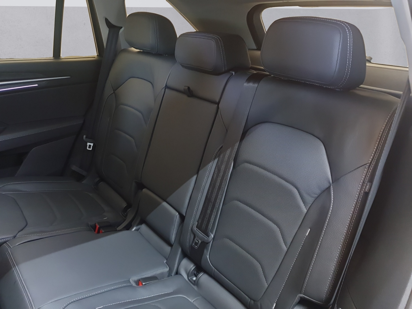 SKODA Kodiaq 1.5 TSI PHEV Dynamic-image-11