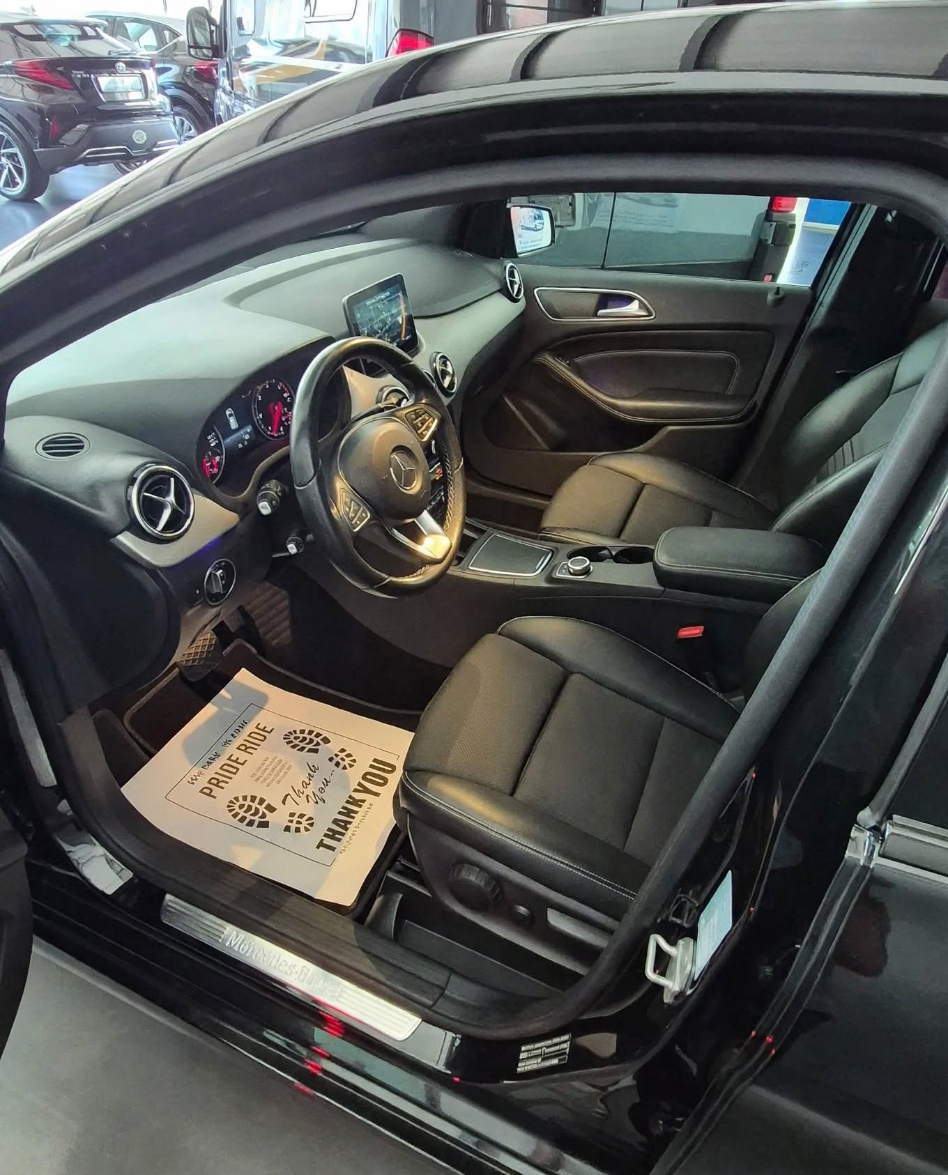 MERCEDES-BENZ B 220 CDI 4Matic - TETTO PANORAMICO - AUTOMATICA-image-5