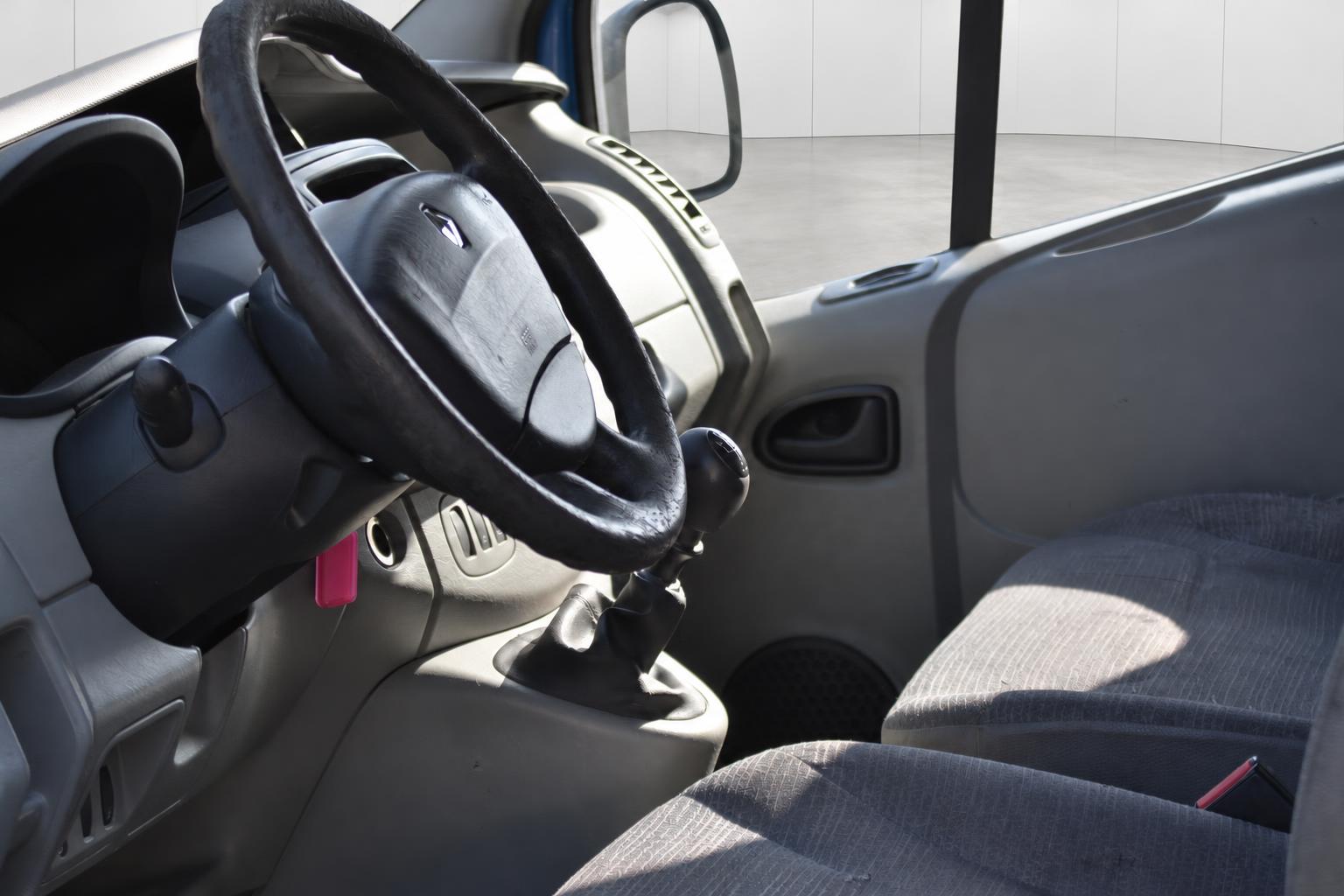 RENAULT Trafic 2.0 dCi 90 2.7t L1H1 / 12-Monate Garantie-image-6