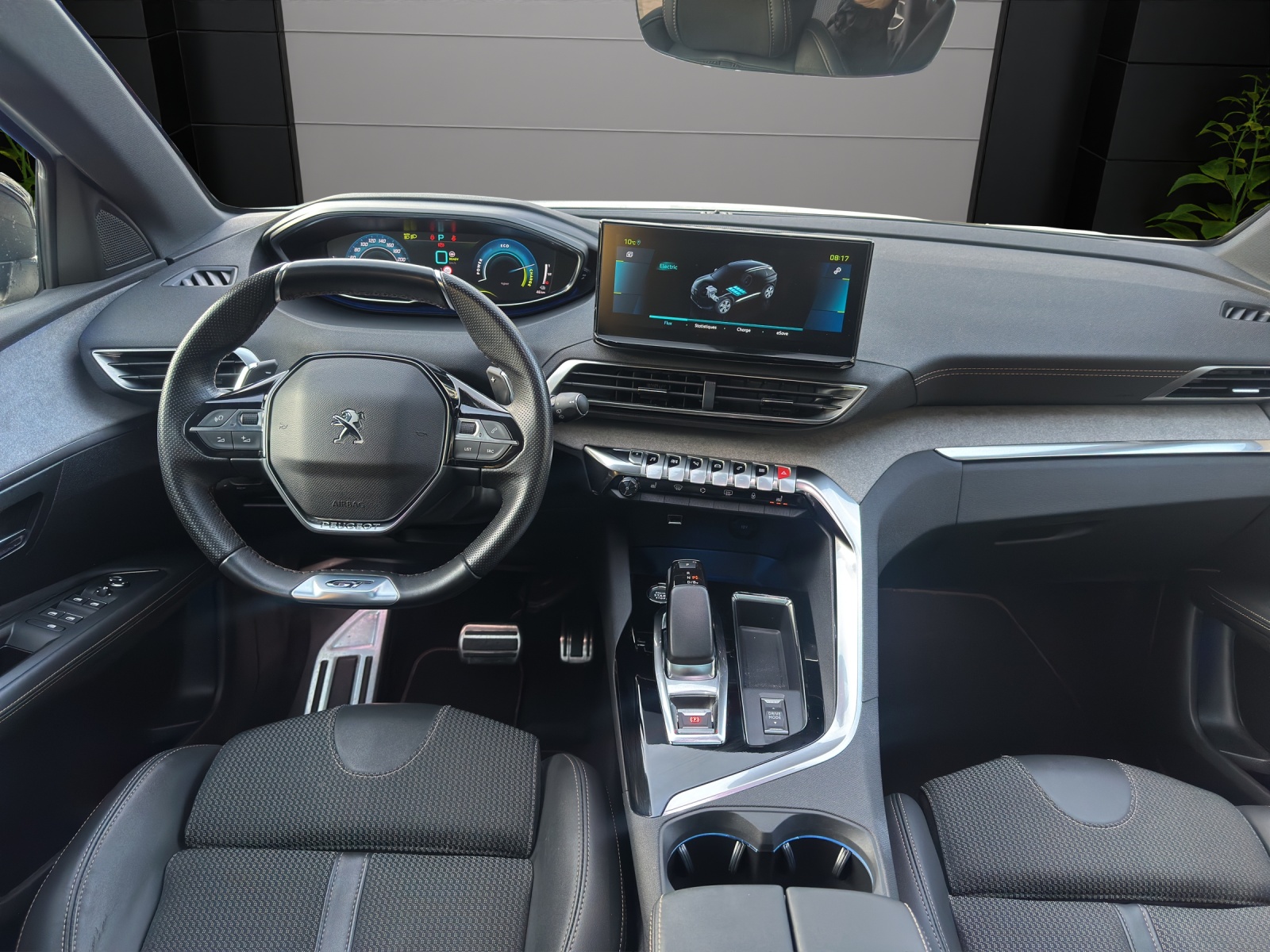PEUGEOT 3008 225e Hybrid2 GT EAT8-image-9