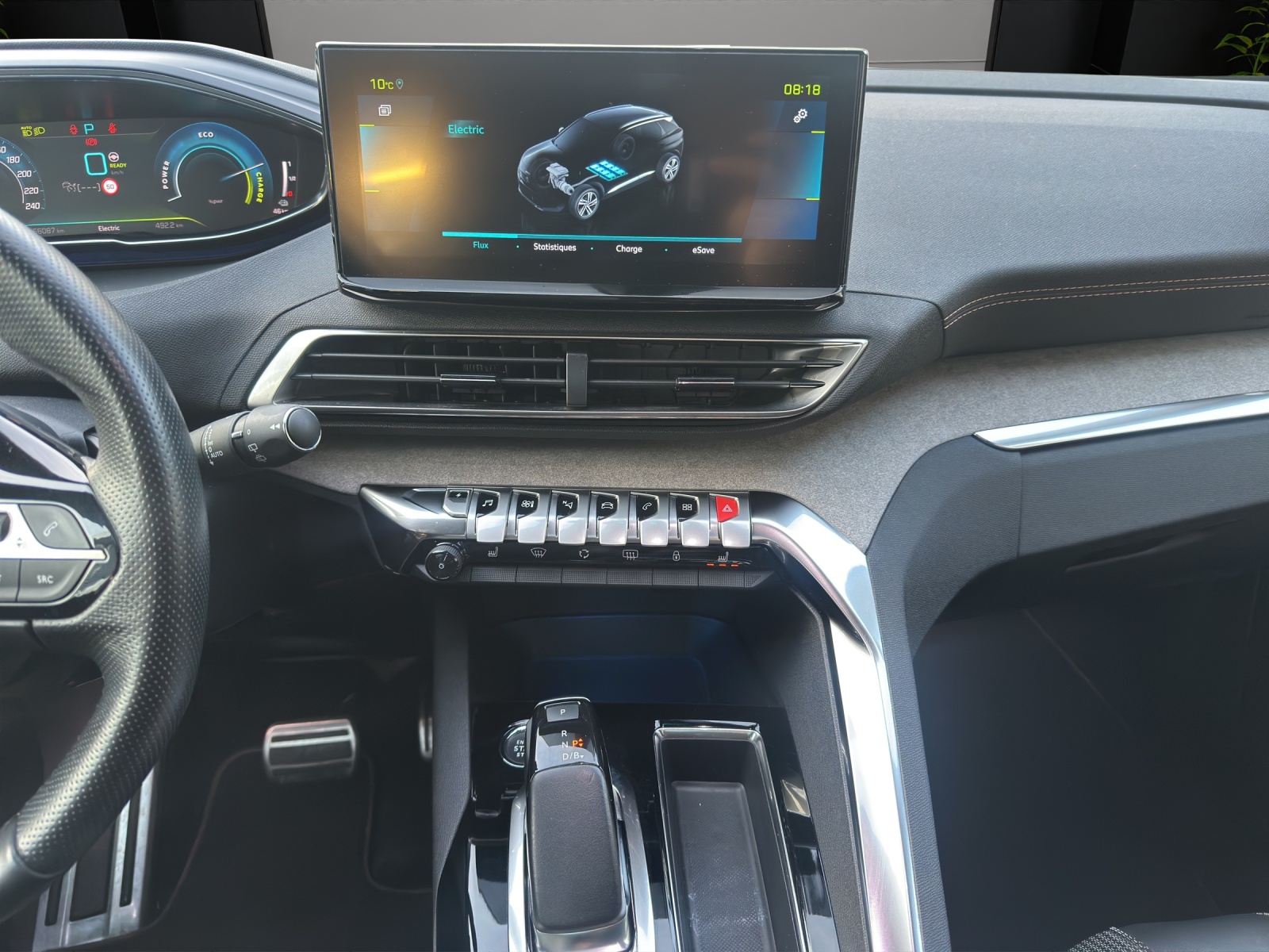 PEUGEOT 3008 225e Hybrid2 GT EAT8-image-12