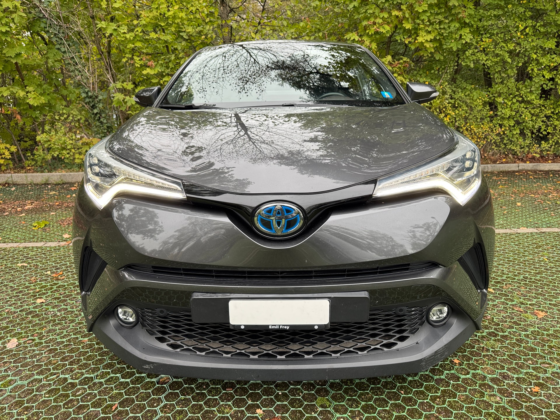 TOYOTA C-HR 1.8 HSD Limited CVT-image-8