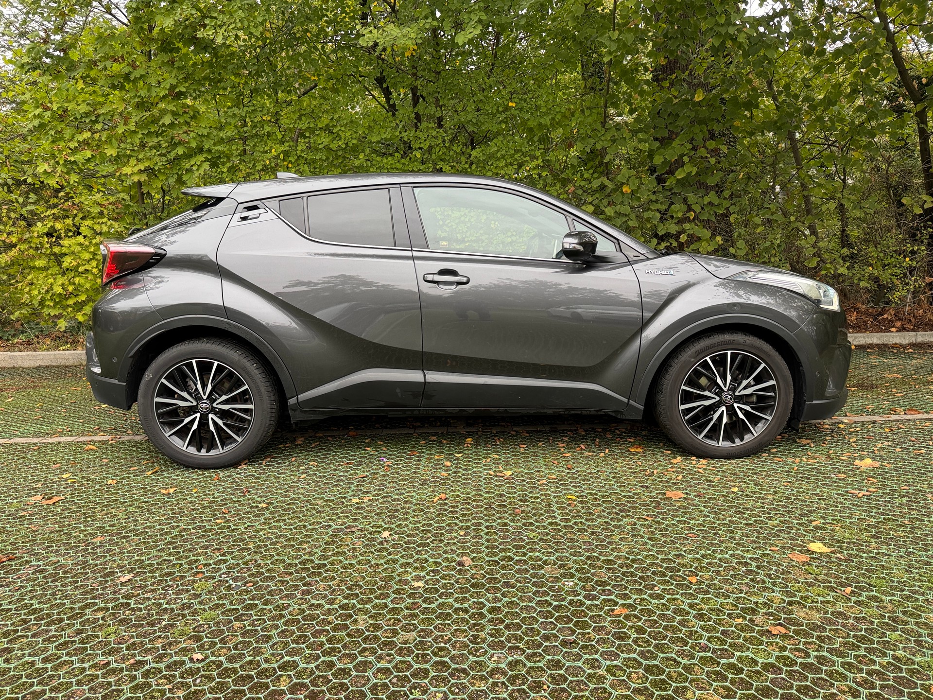 TOYOTA C-HR 1.8 HSD Limited CVT-image-7
