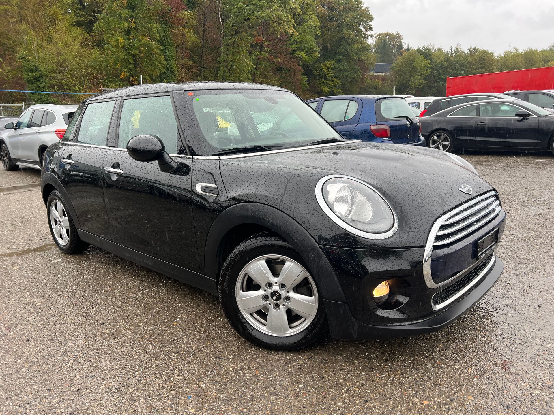 MINI Cooper Cabriolet-image-1