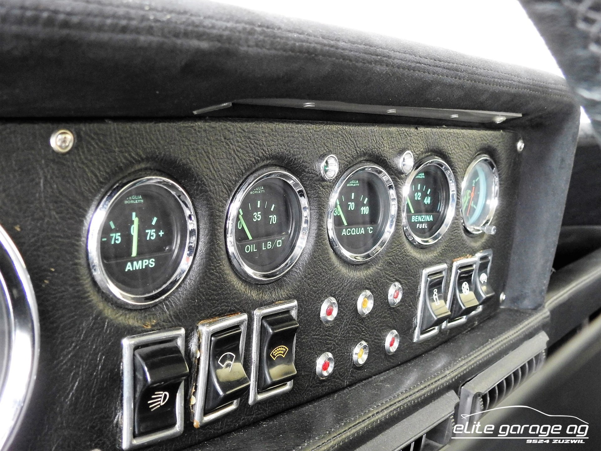DE TOMASO LONGCHAMP-image-10