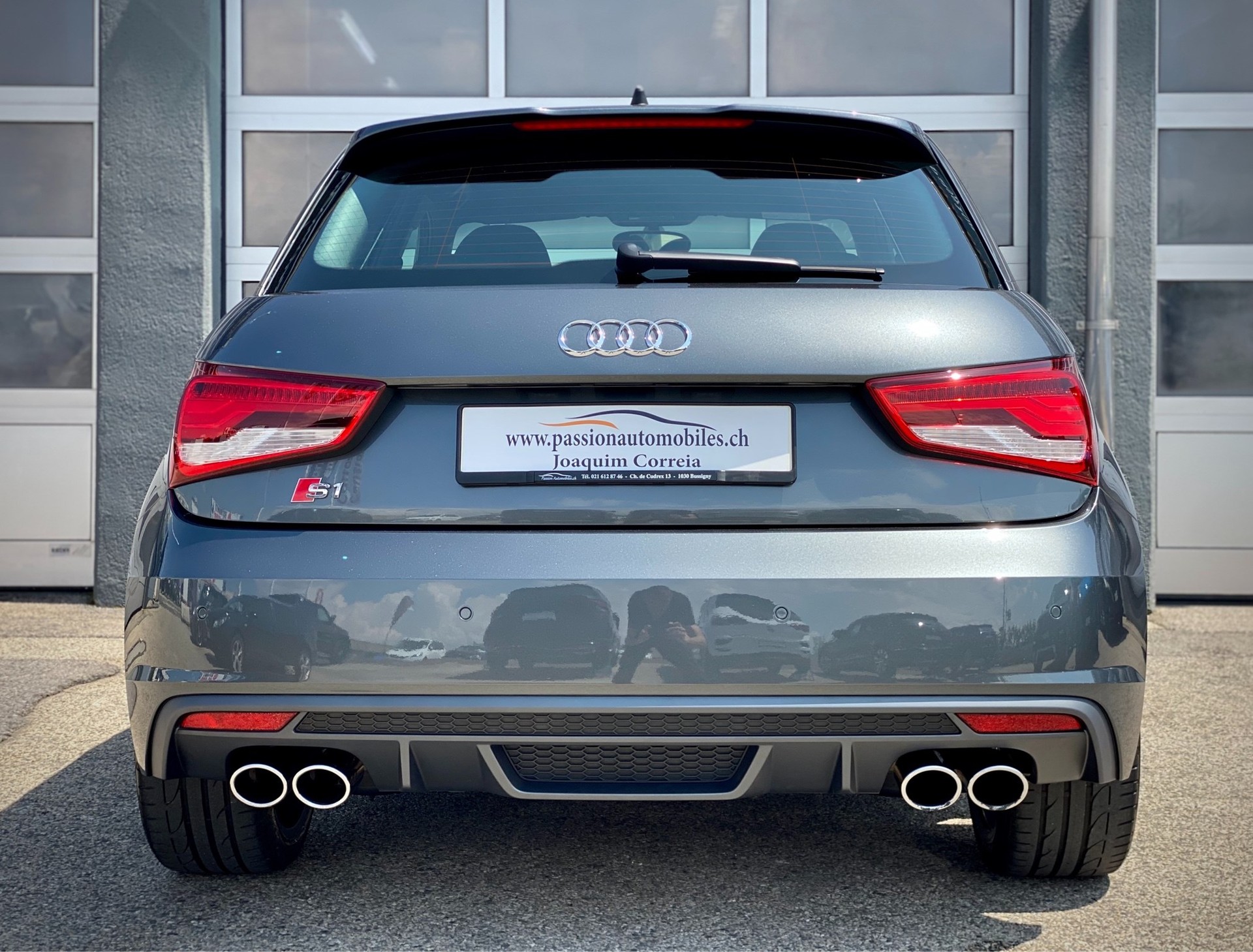 AUDI S1 Sportback 2.0 TFSI quattro - Véhicule Suisse (CH)-image-3