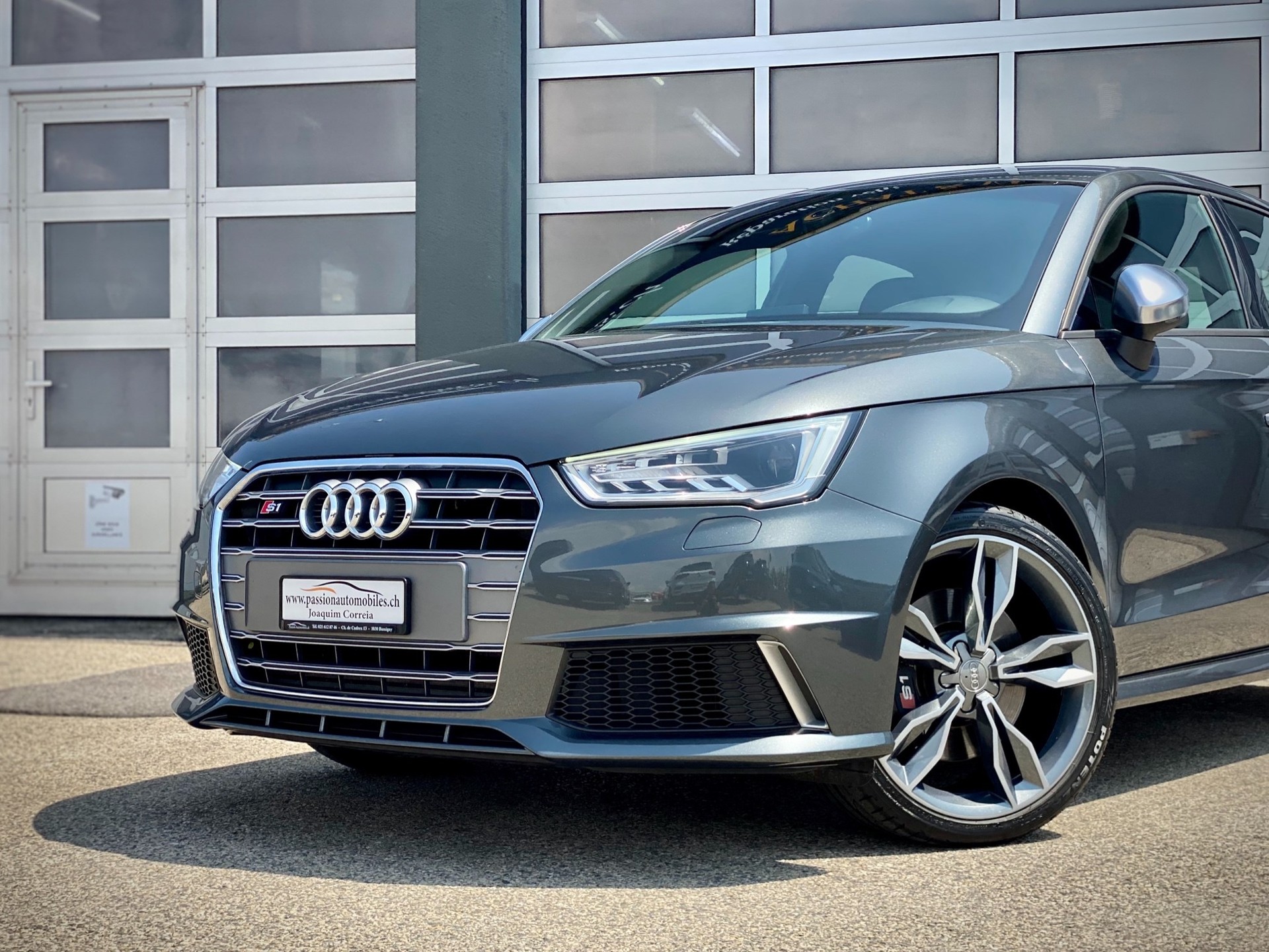 AUDI S1 Sportback 2.0 TFSI quattro - Véhicule Suisse (CH)-image-6