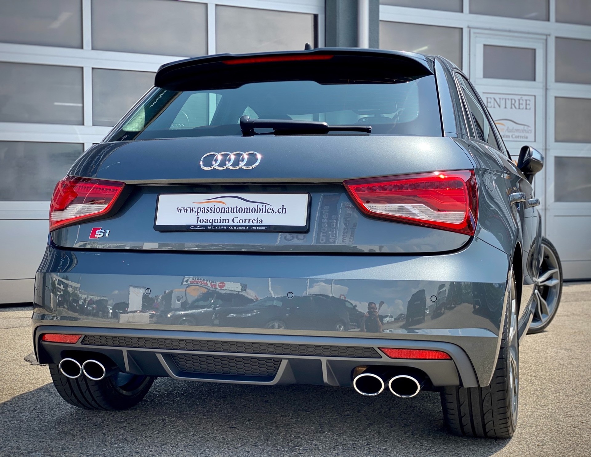 AUDI S1 Sportback 2.0 TFSI quattro - Véhicule Suisse (CH)-image-2