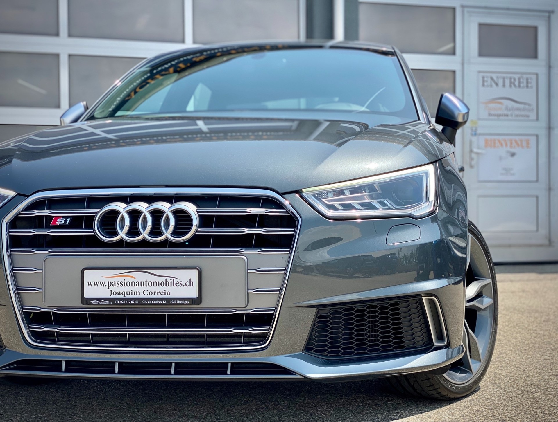 AUDI S1 Sportback 2.0 TFSI quattro - Véhicule Suisse (CH)-image-4