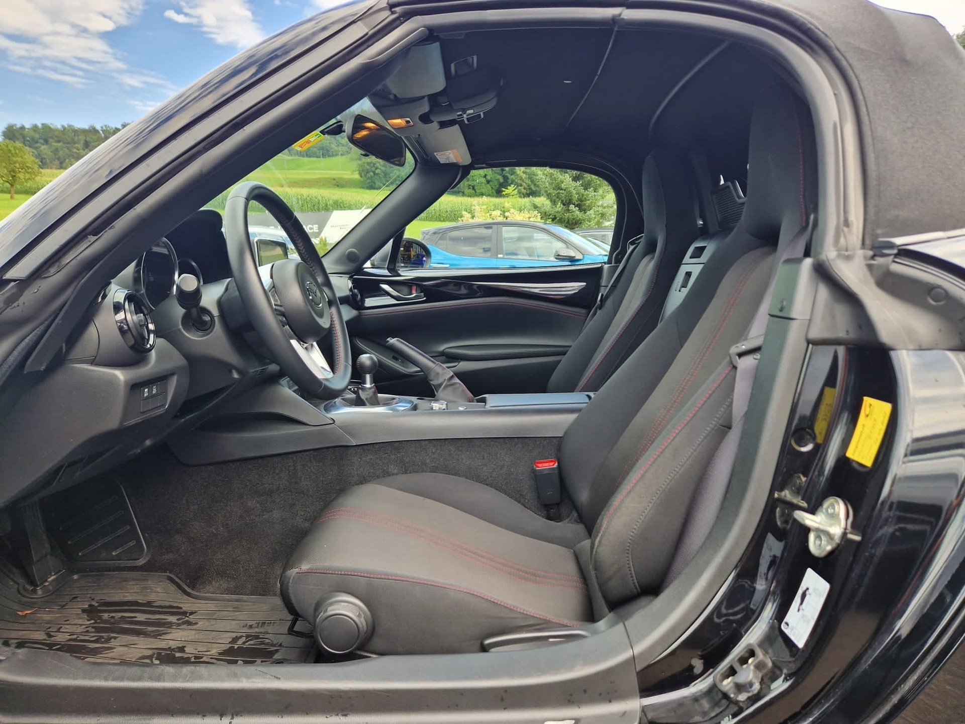 MAZDA MX-5 SKYACTIV-G 160 Ambition-image-9