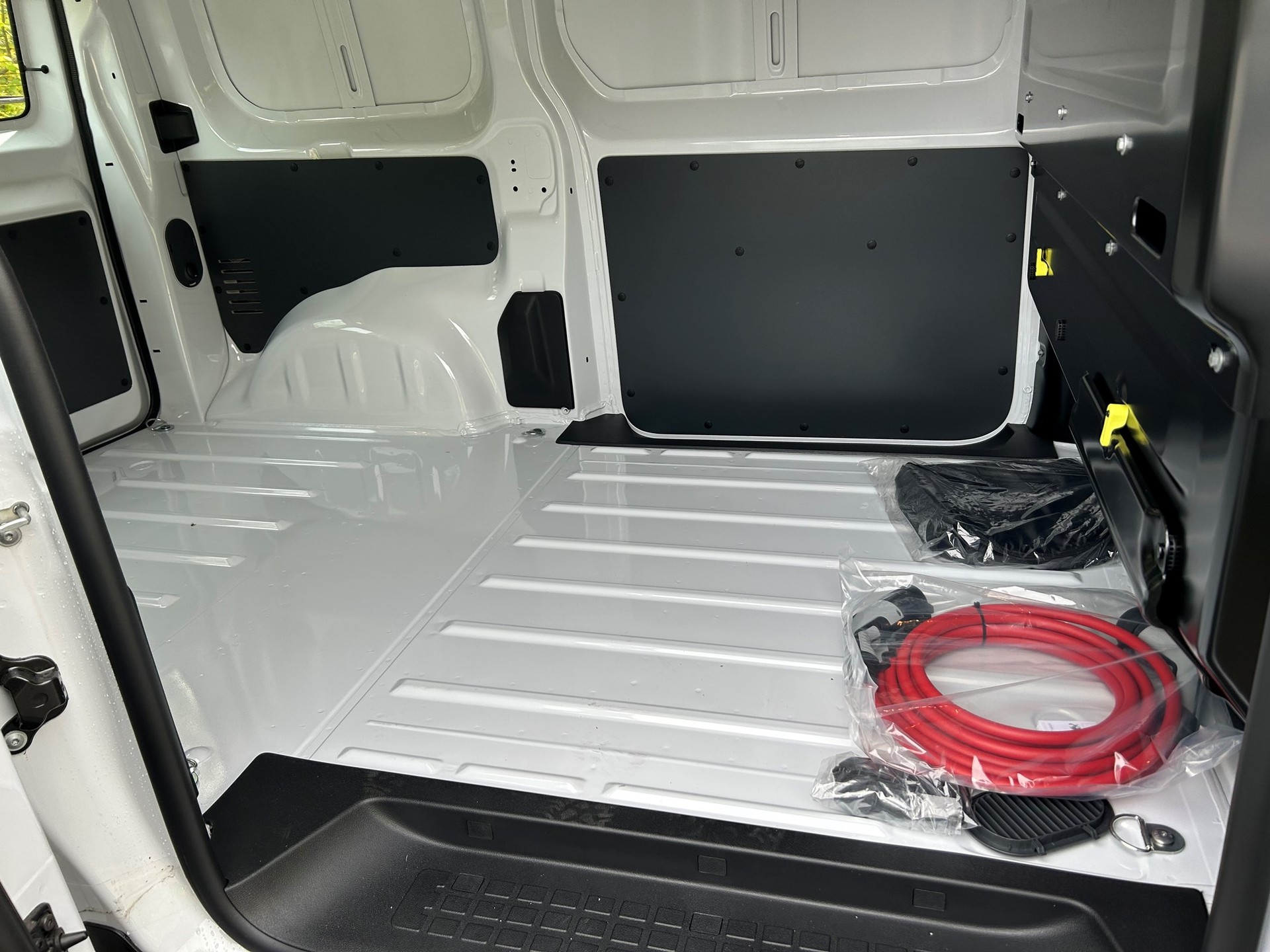TOYOTA Proace EV 75kWh Medium Comfort-image-5