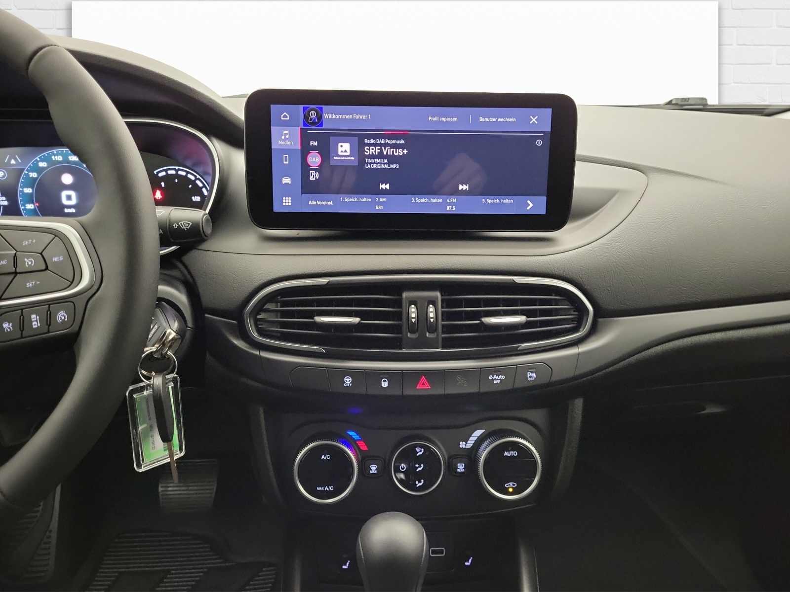 FIAT Tipo SW 1.5 Hybrid Swiss Cross-image-8