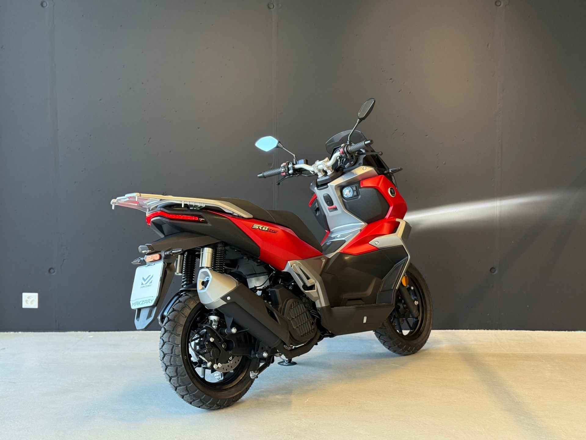 VOGE VOGE SR1 ADV-showroom-element-3
