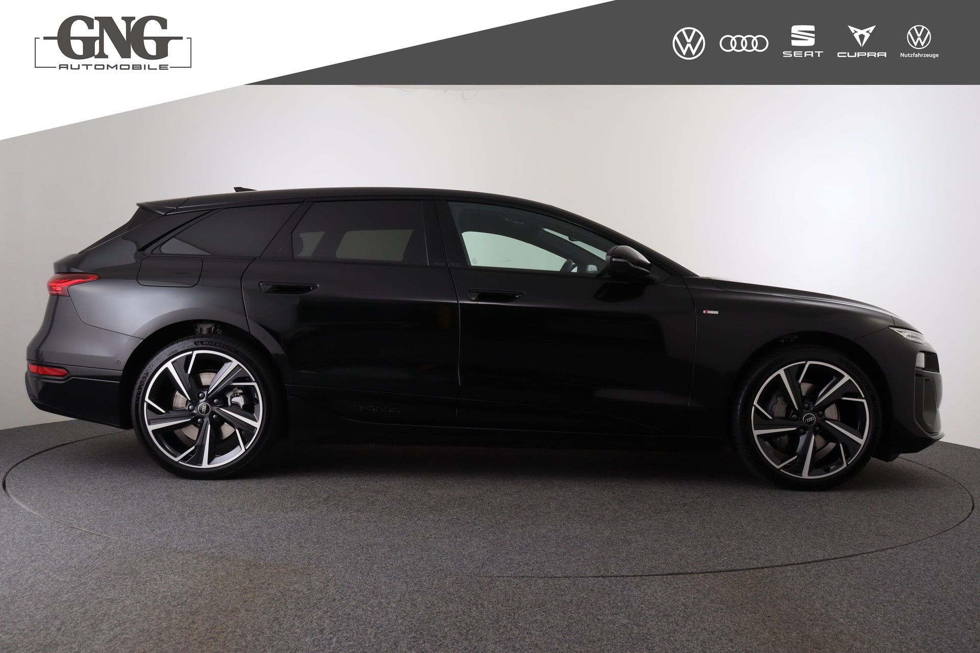 AUDI A6 Avant e-tron quattro-image-5