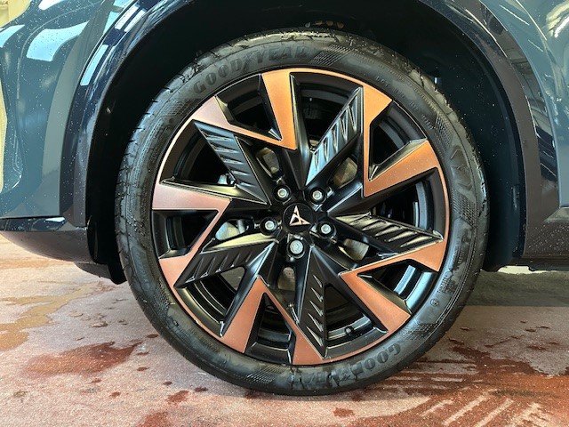 CUPRA Formentor 1.5 TSI DSG-image-5