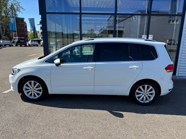VW Touran 1.4 TSI BlueMotion Technology Highline DSG-image-1