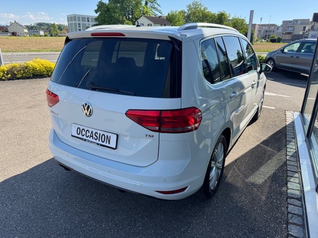 VW Touran 1.4 TSI BlueMotion Technology Highline DSG-image-3