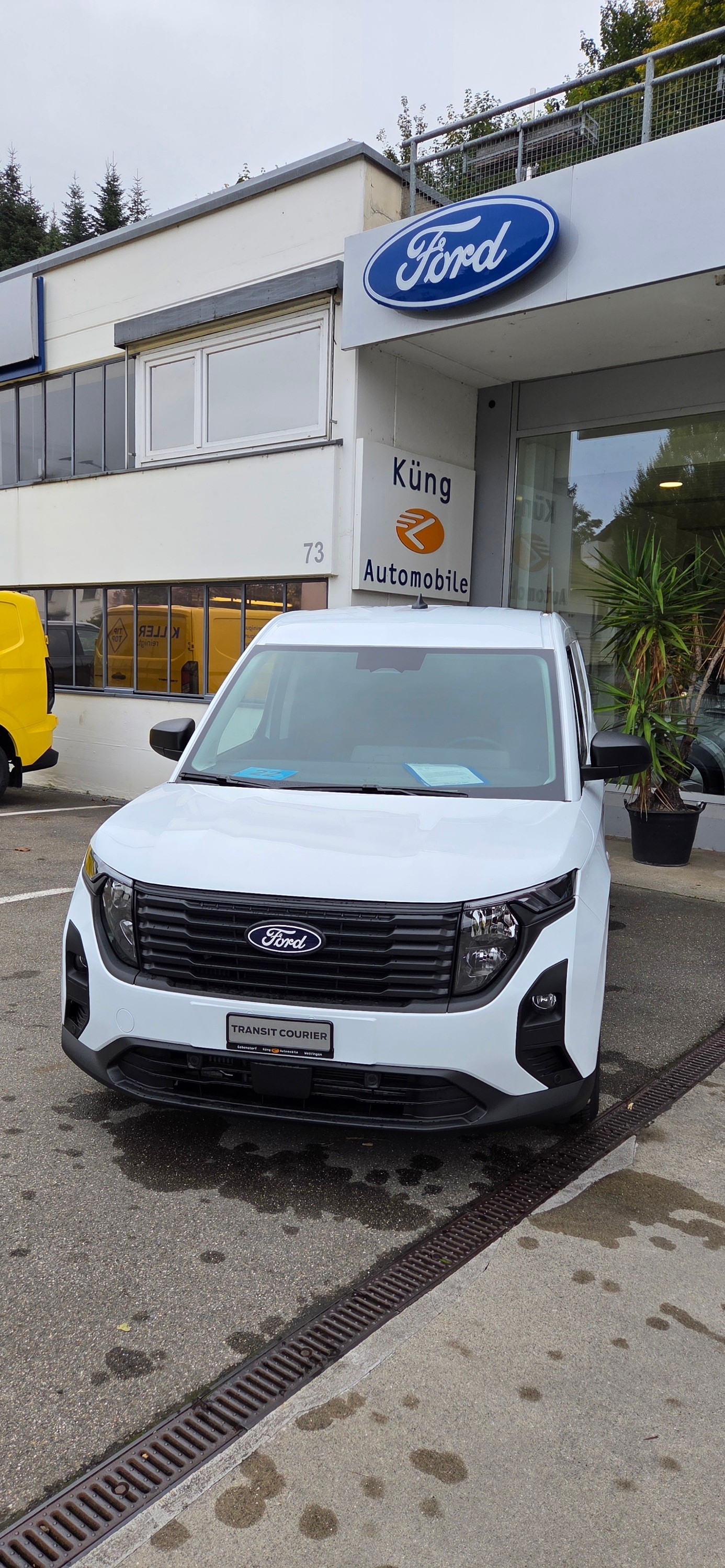 FORD Transit Courier Van 1.5 EcoBlue Trend-image-0