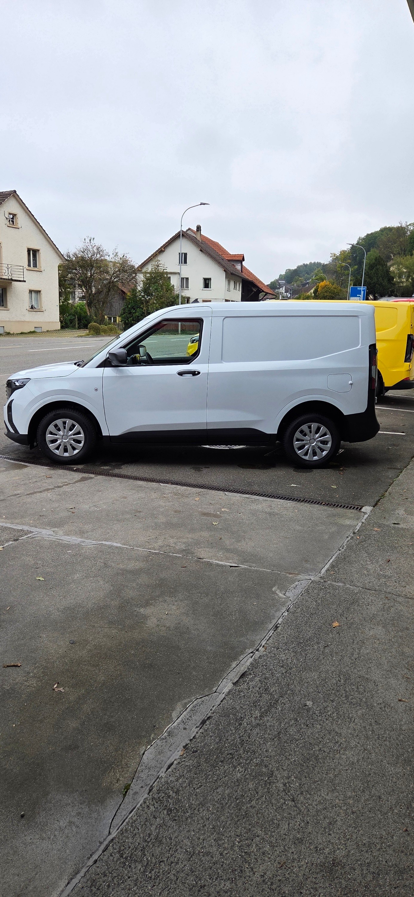 FORD Transit Courier Van 1.5 EcoBlue Trend-image-5