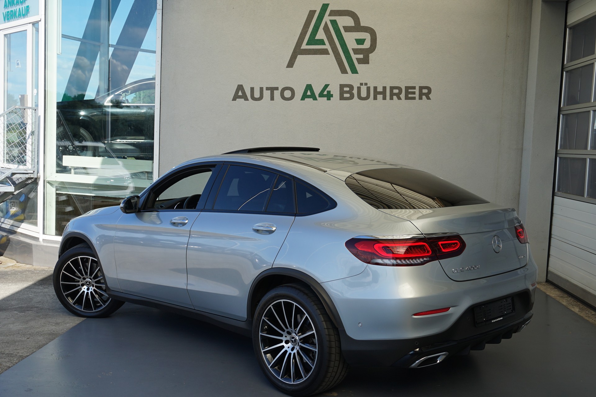 MERCEDES-BENZ GLC Coupé 400d AMGLine 4matic 3,0 V6 330PS-image-5