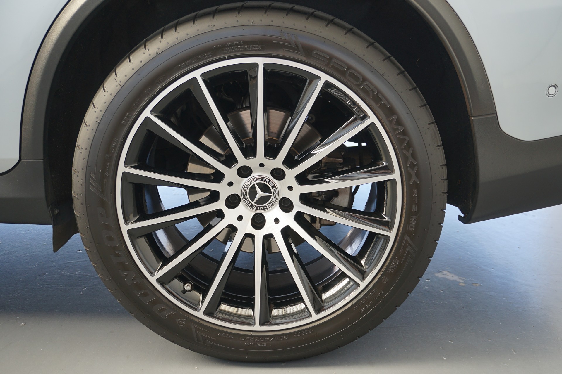 MERCEDES-BENZ GLC Coupé 400d AMGLine 4matic 3,0 V6 330PS-image-12