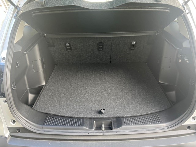 SUZUKI SX4 S-Cross 1.4 T Compact+ Hybrid 4WD Automatic-image-8